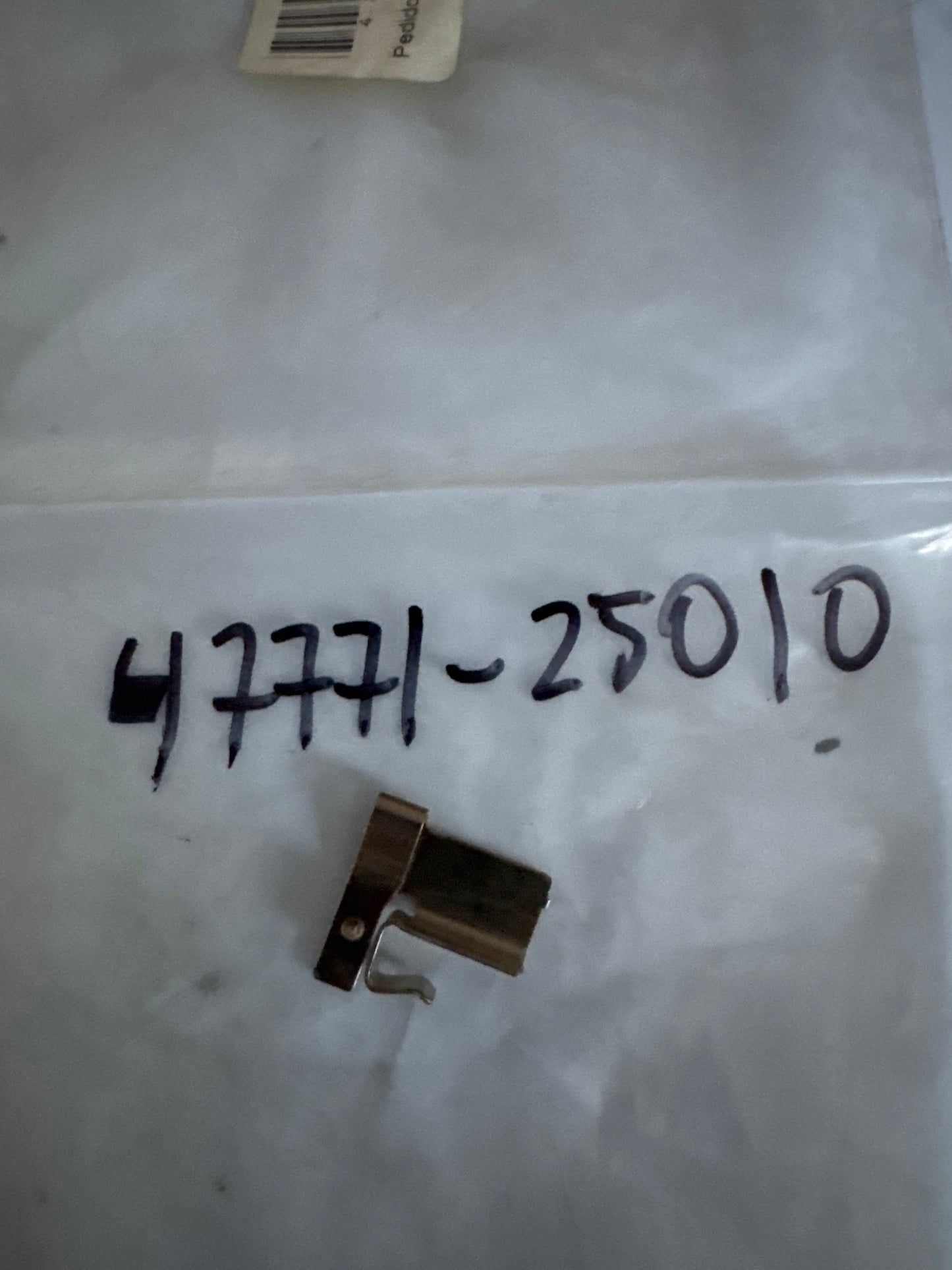 47771-25010 FRONT DISC BRAKE CALIPER & DUST COVER, toyota