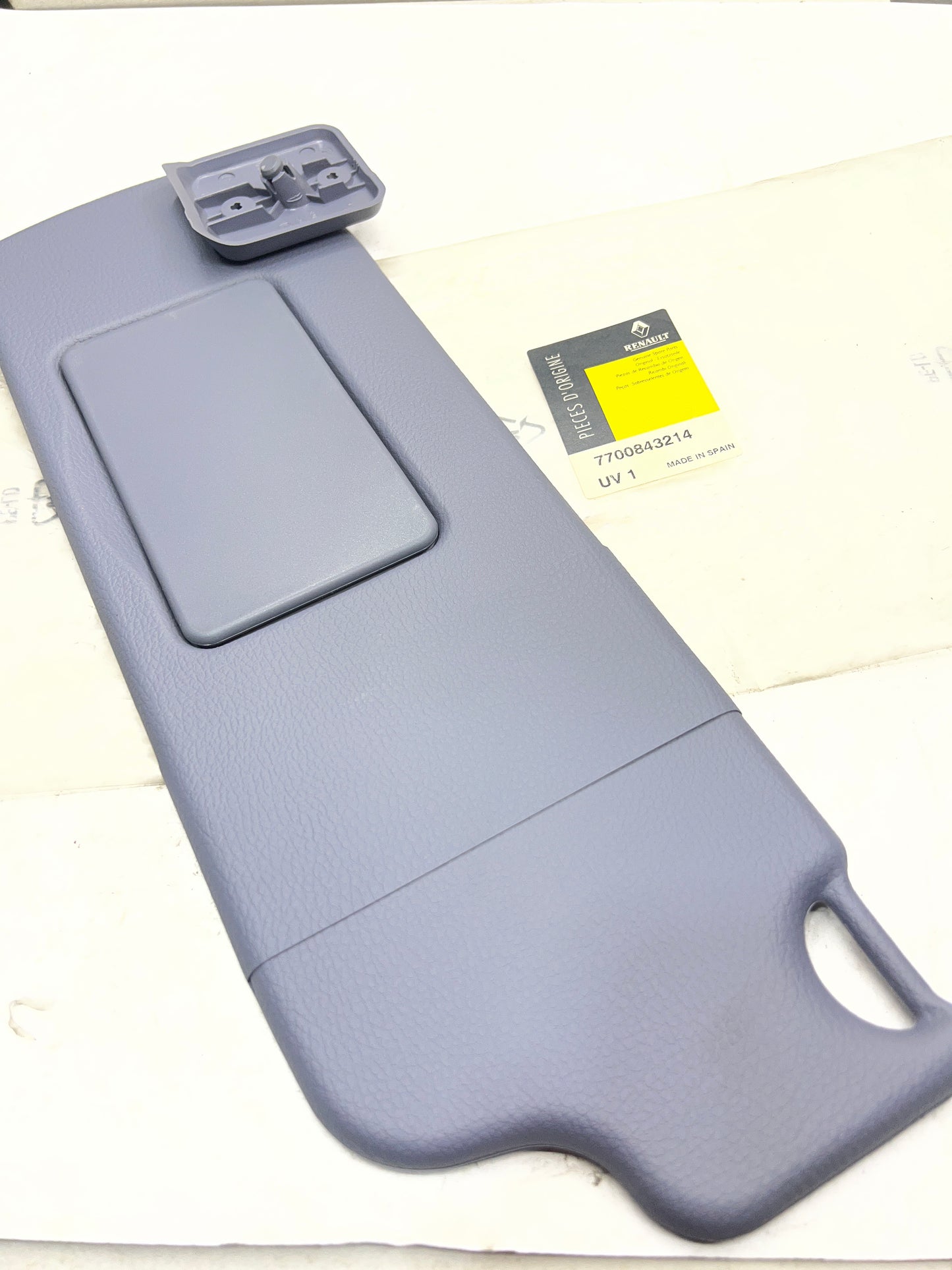7700843214 SUNSHADE LH RENAULT