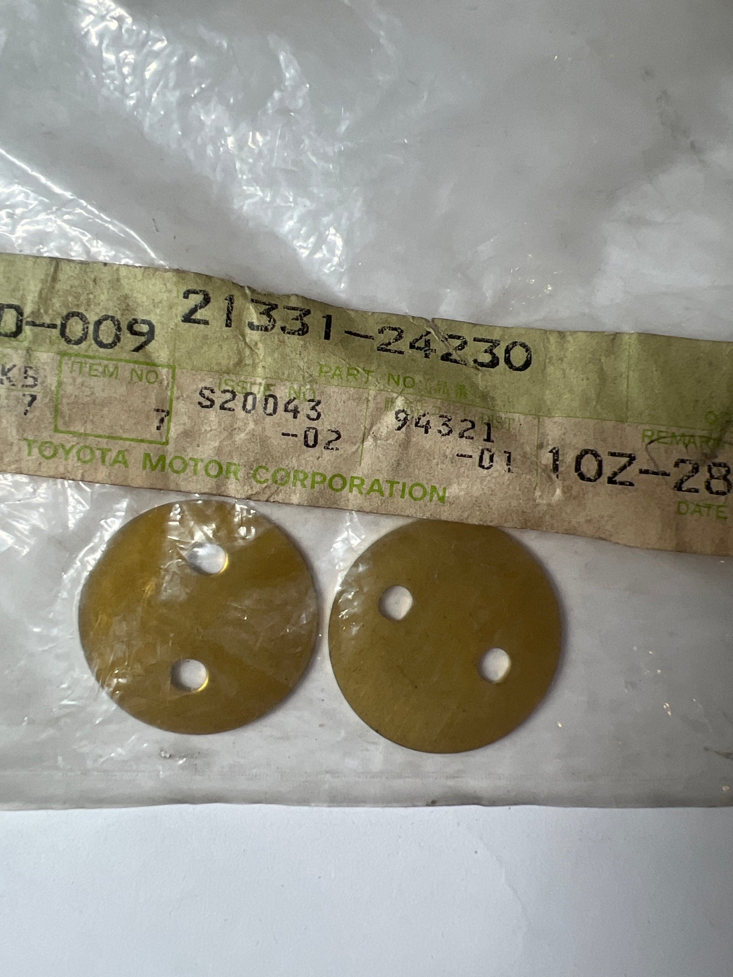 21331-24230 CARBURETOR, toyota