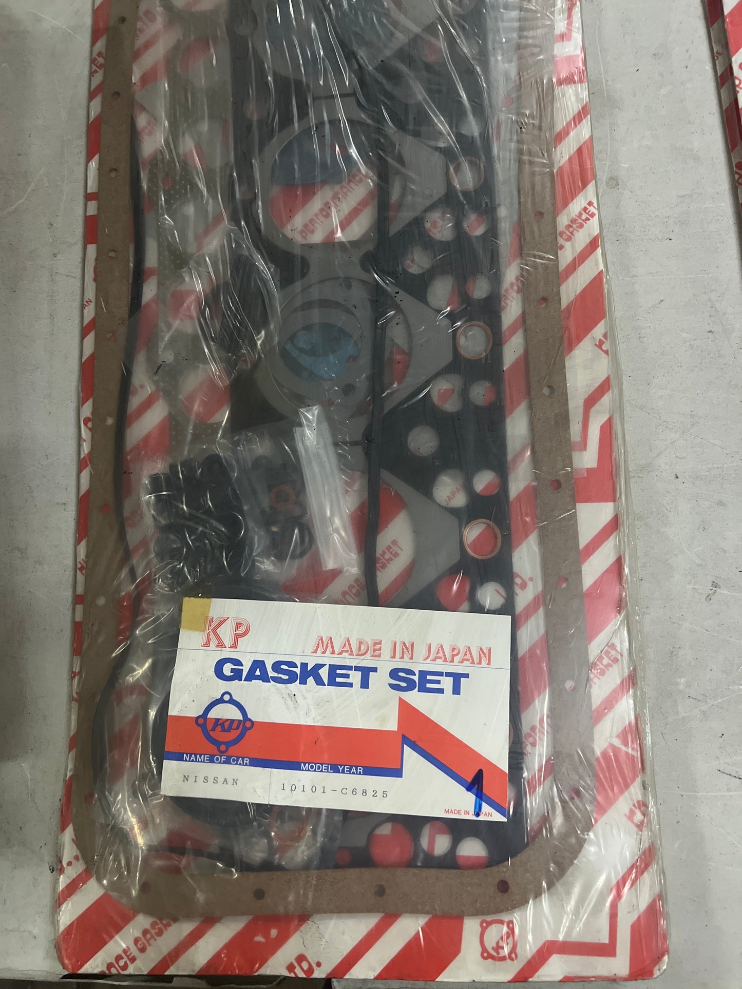 10101C6825 Kit completo de motor KP