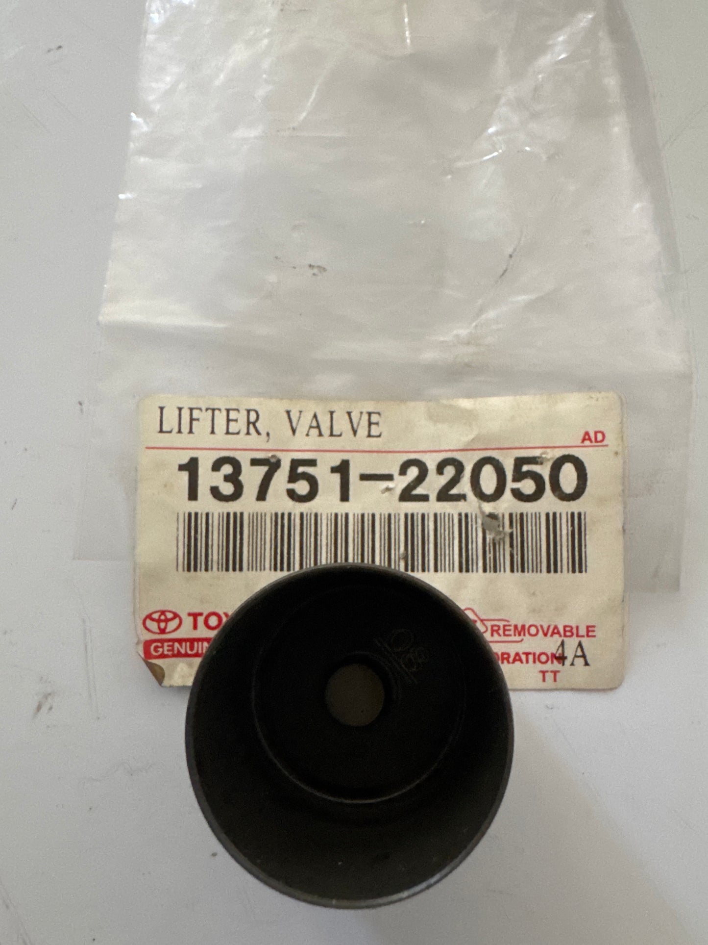 13751-22050 CAMSHAFT & VALVE, toyota