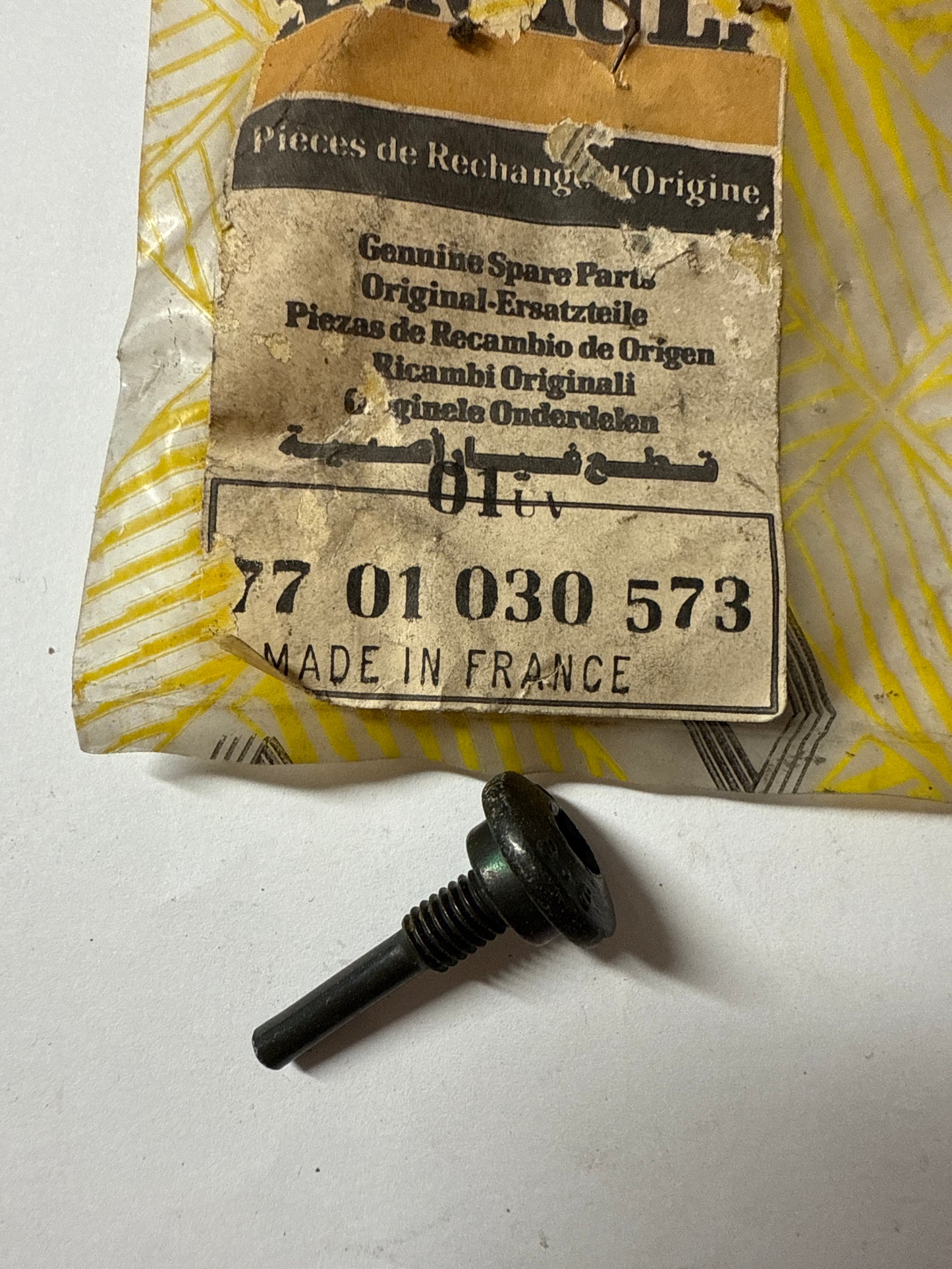 7701030573 - EJE TRASERO - Renault