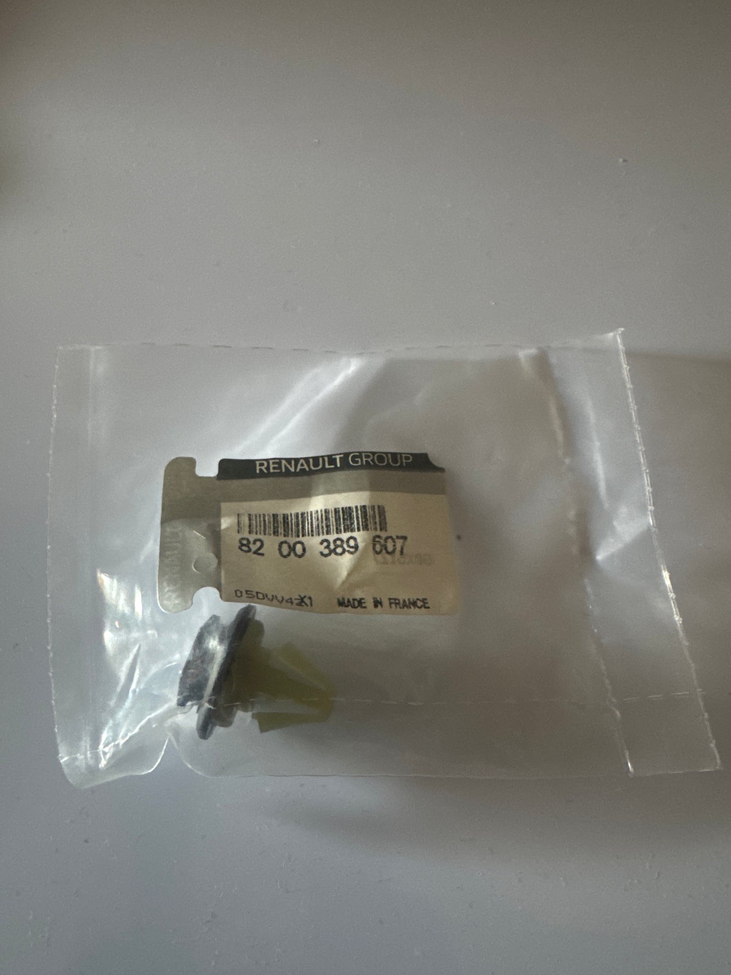 8200389607, GRAPAS ALETA AV, Renault