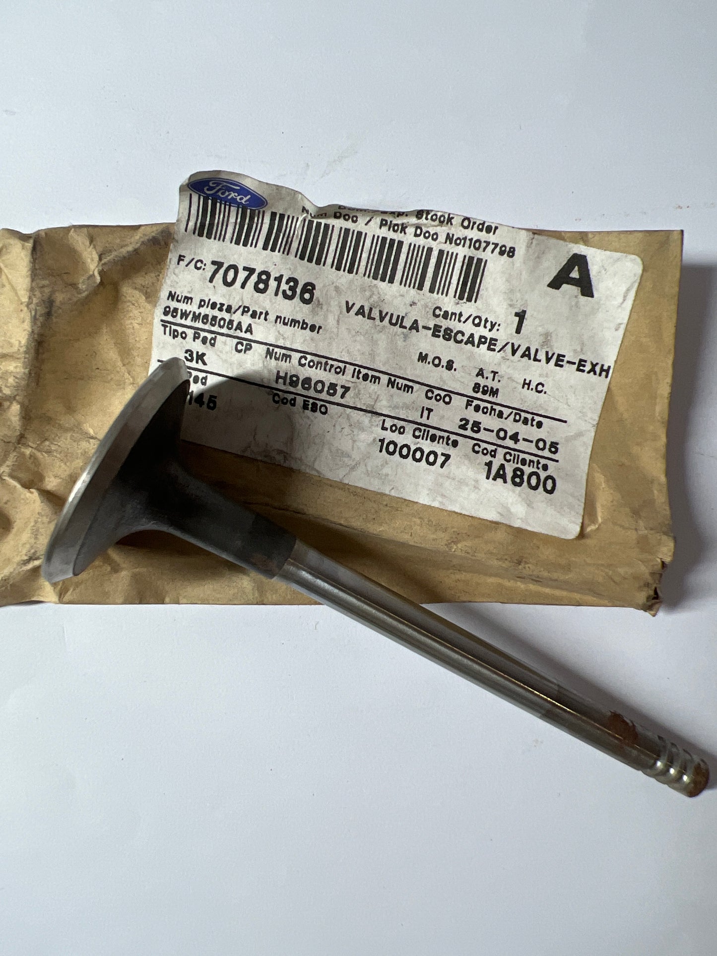 7078136, VÁLVULA DE ESCAPE, Ford