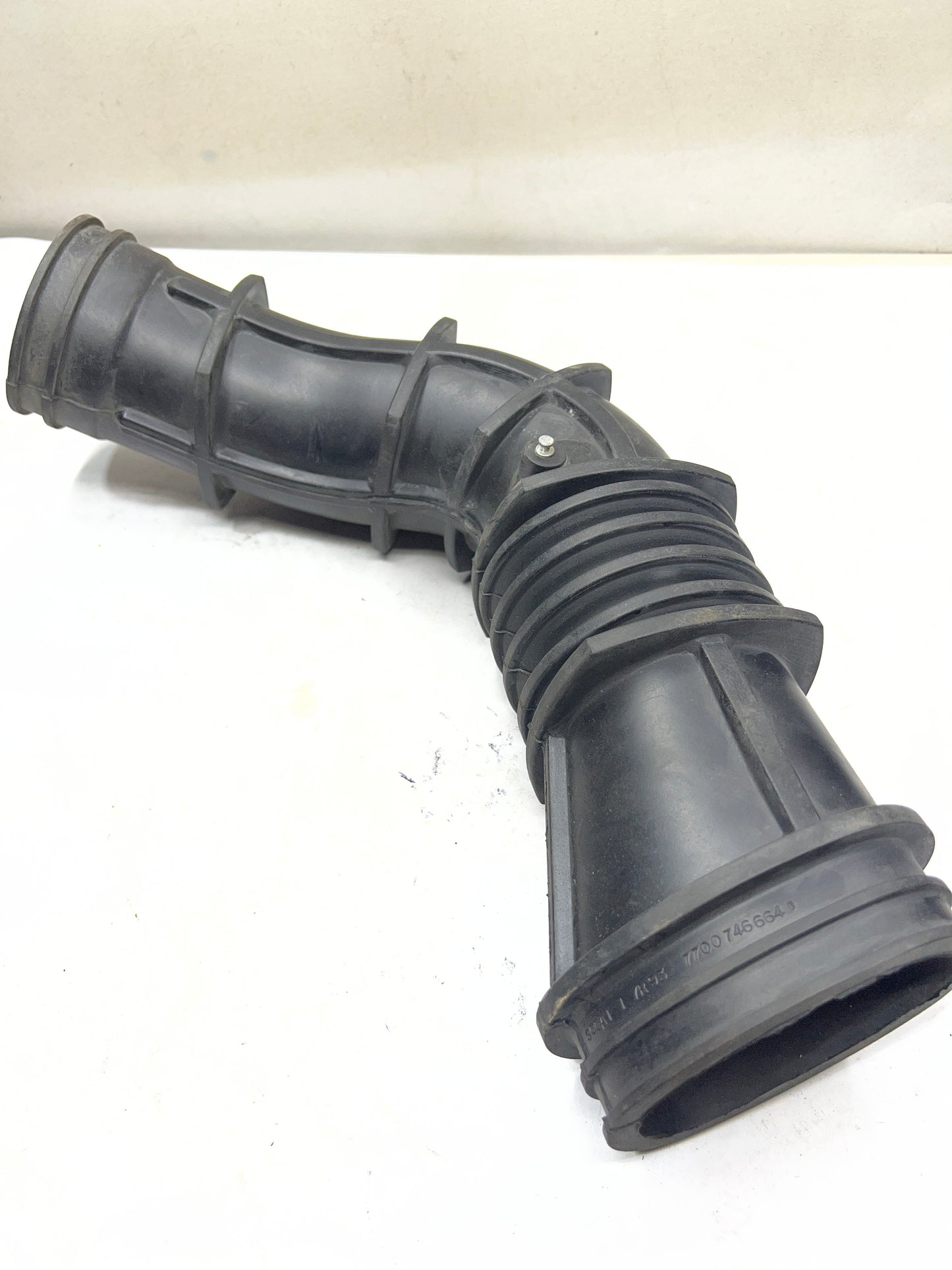 7700746664 TUBE AIR RENAULT