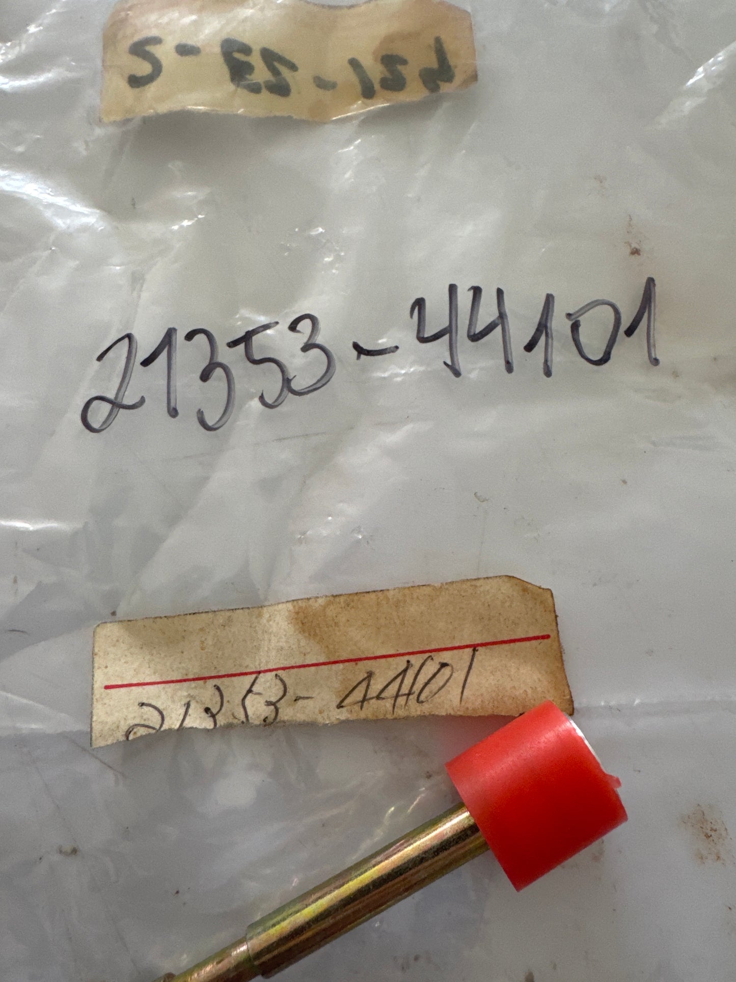 21353-44101 CARBURETOR, toyota