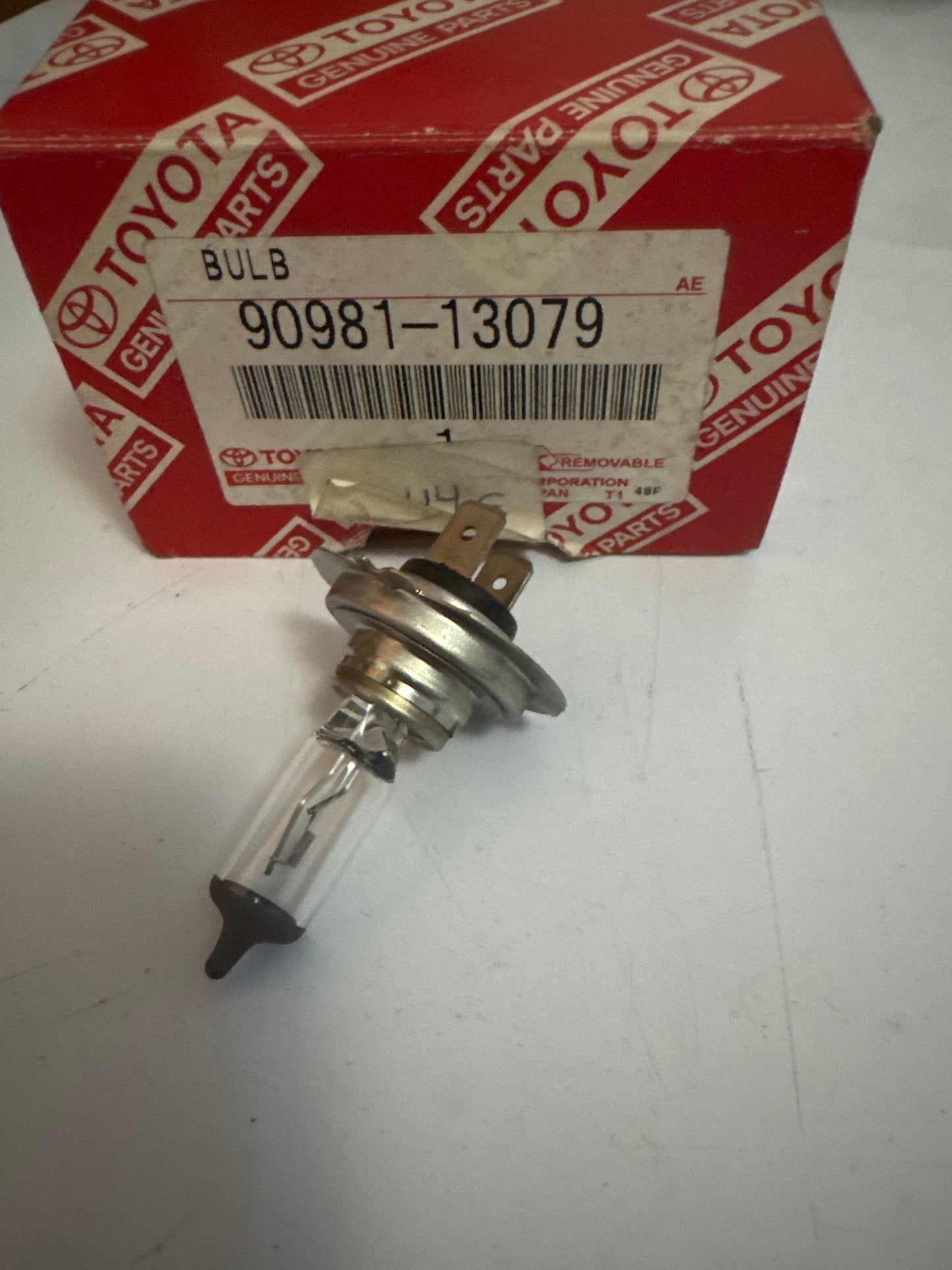 90981-13079 HEADLAMP, toyota