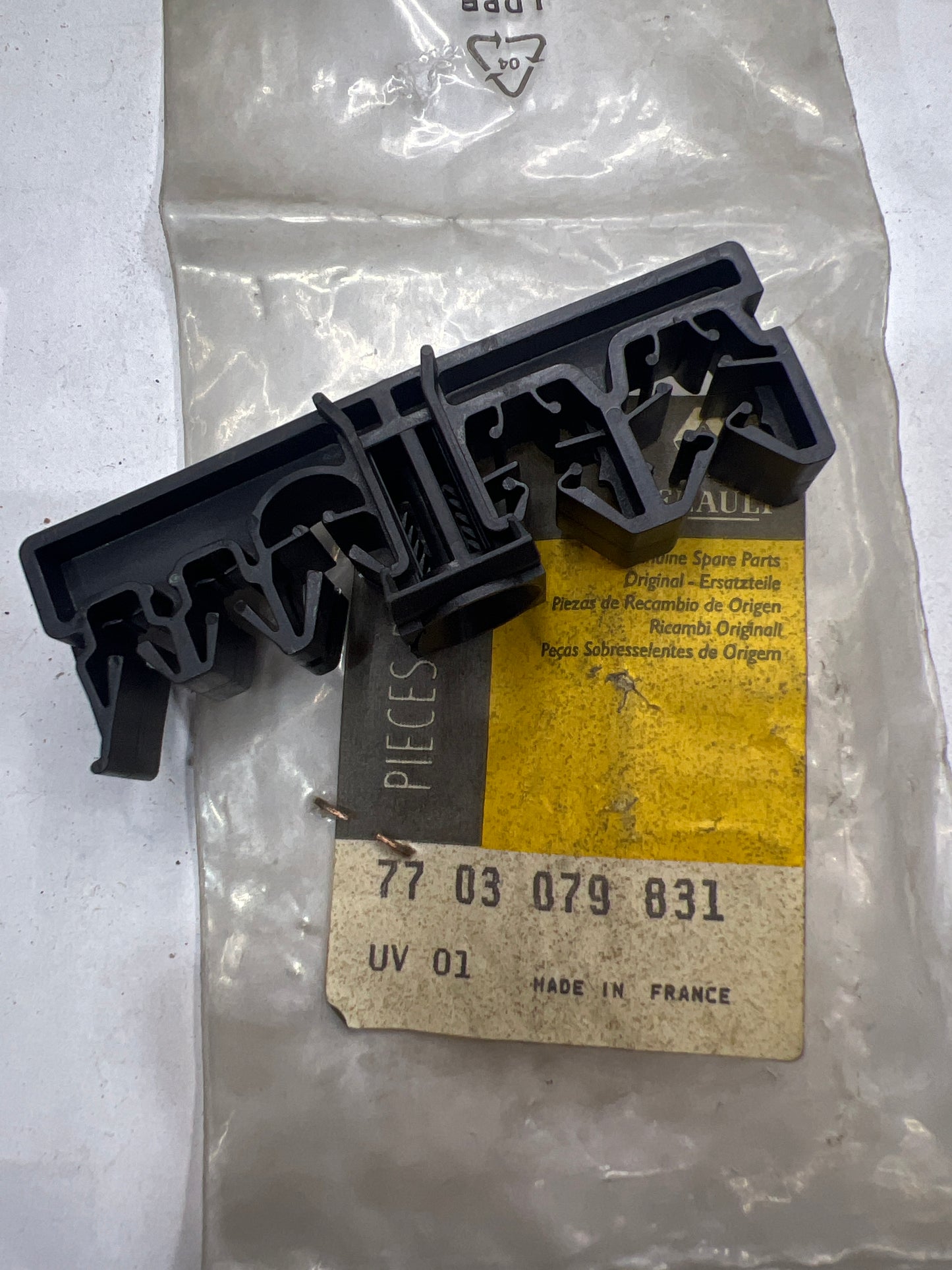 7703079831 GRAPA SA RENAULT