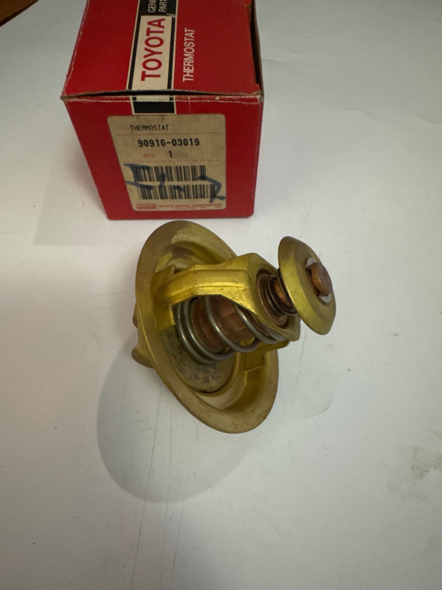 90916-03019 RADIATOR & WATER OUTLET, toyota