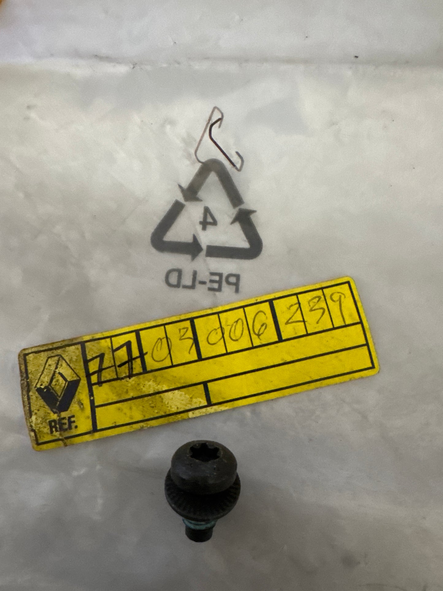 7703006239, TORNILLO M8X125, Renault