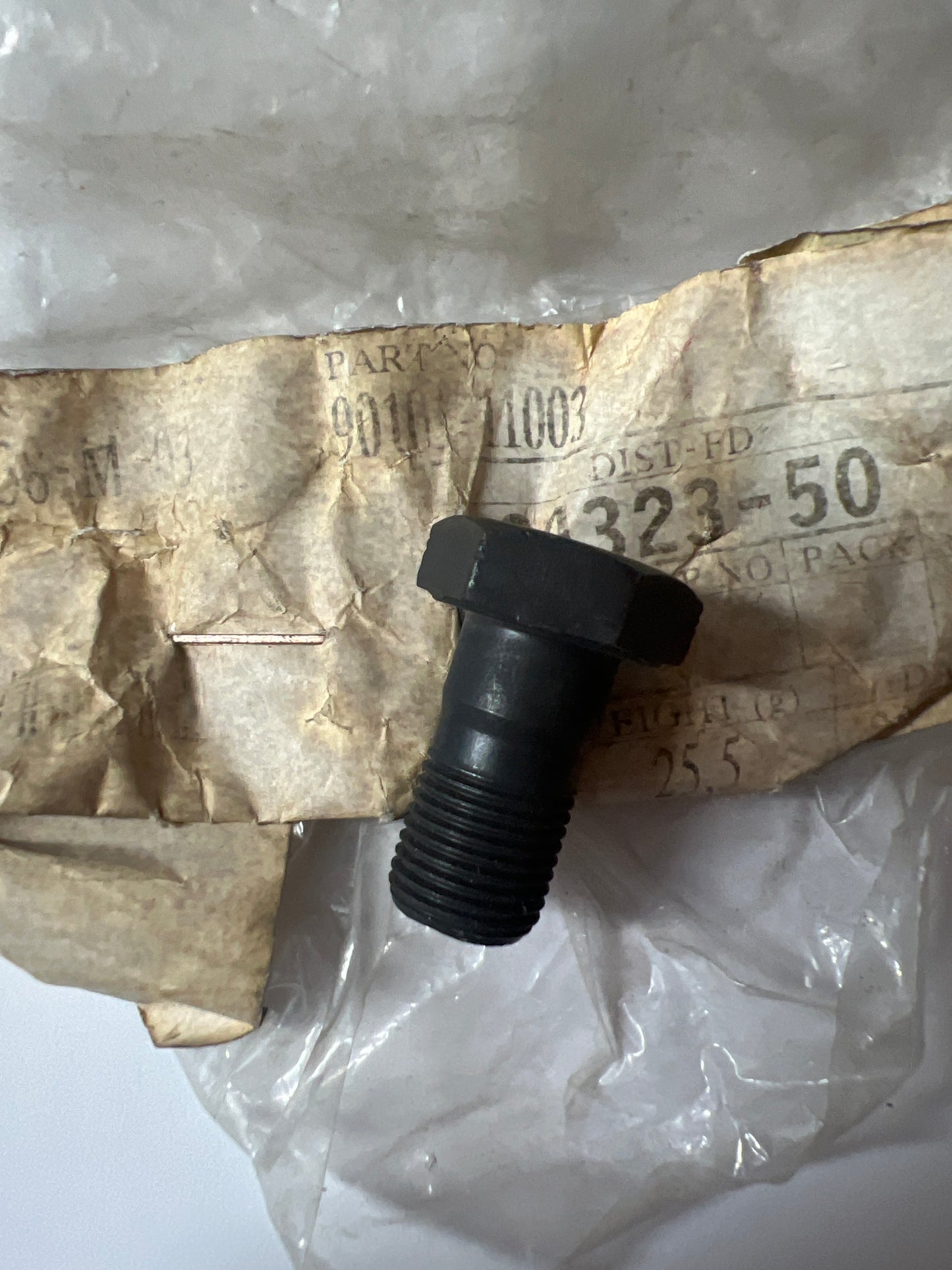 90101-11003 FRONT AXLE HOUSING & DIFFERENTIAL, toyota