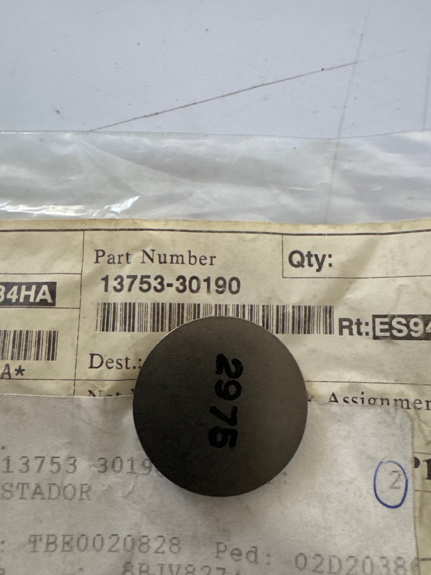 13753-30190 CAMSHAFT & VALVE, toyota