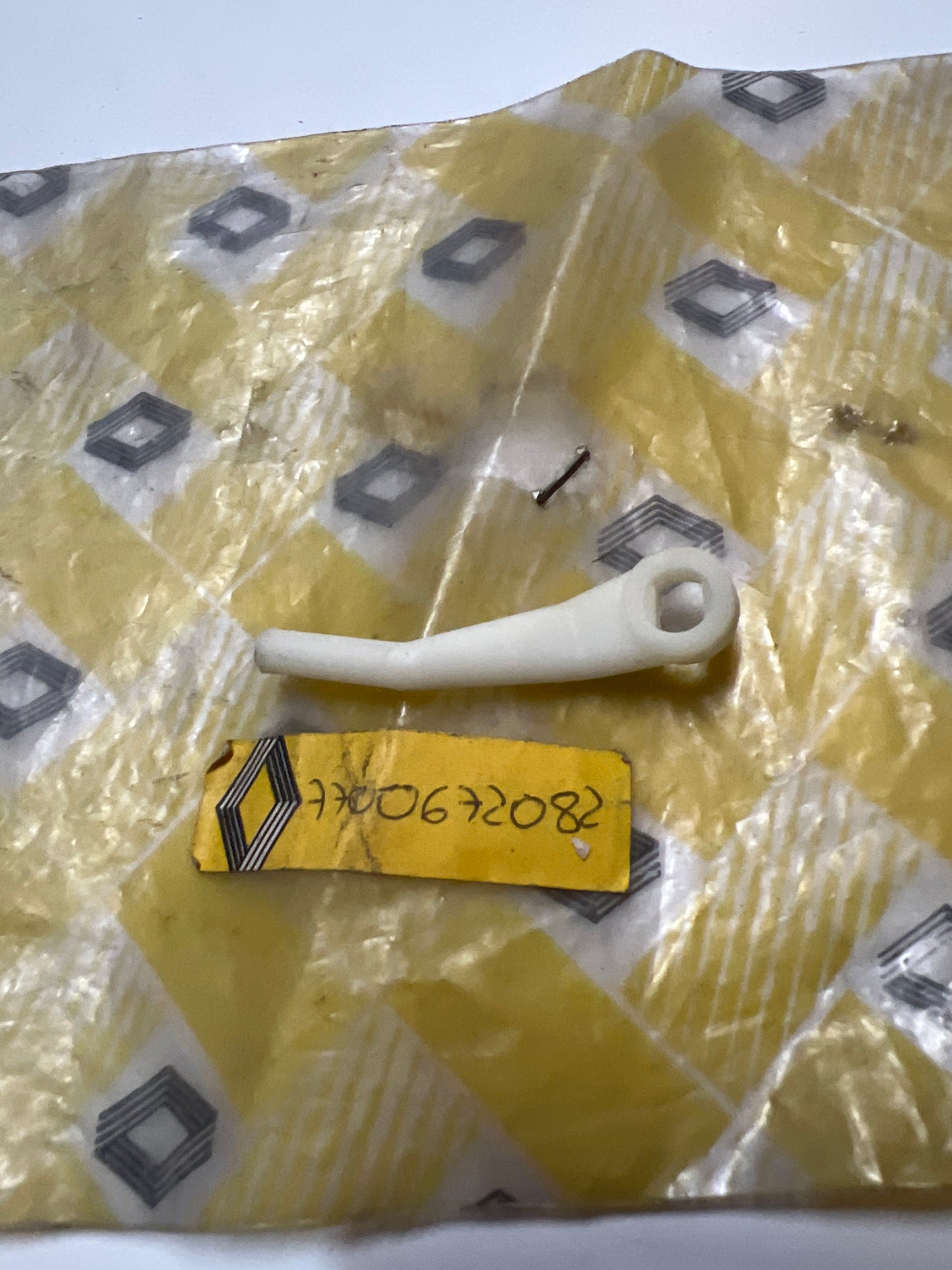 7700672082 Renault DEDO DE MANDO