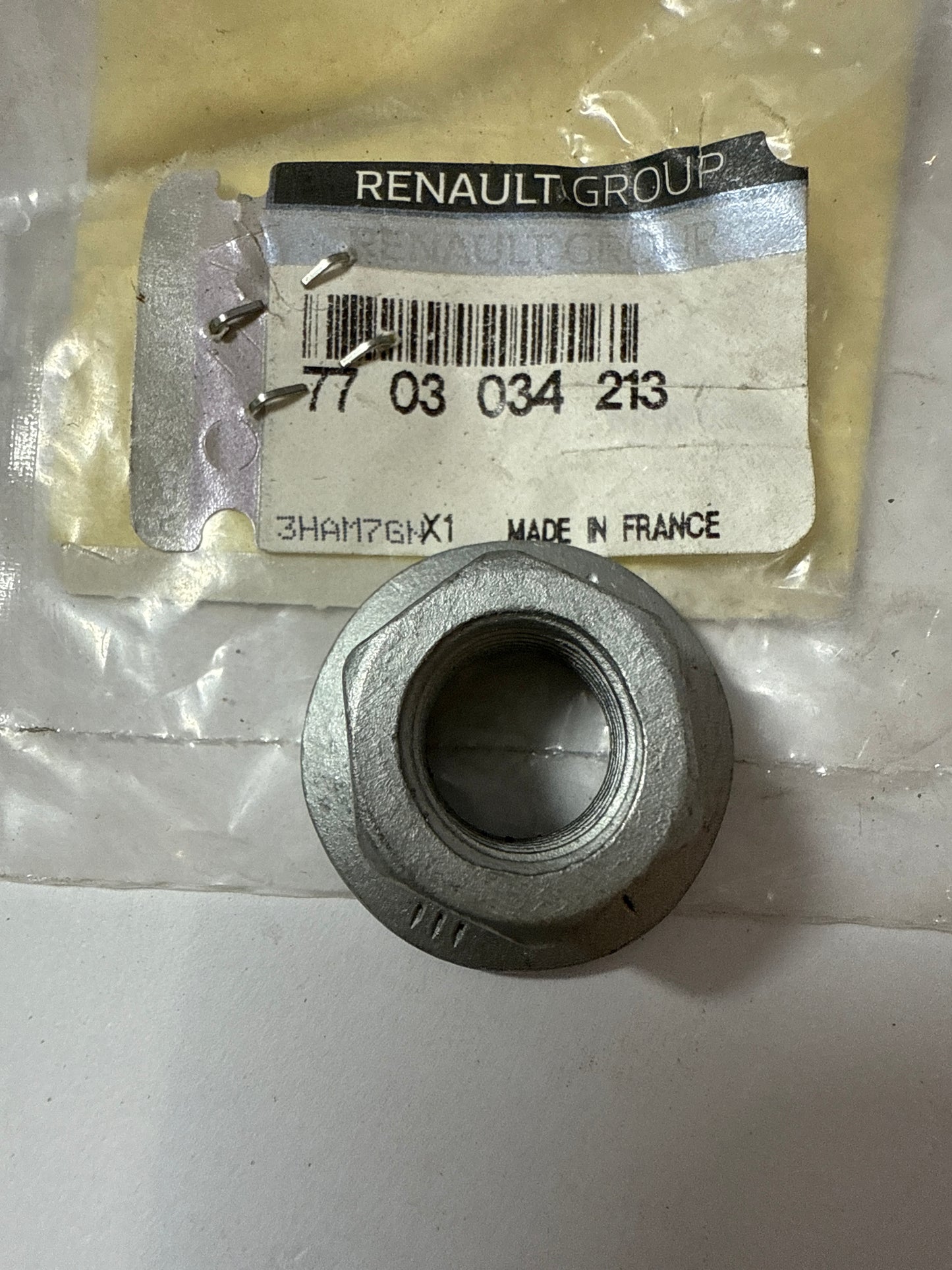 7703034213 - TUERCA - Renault