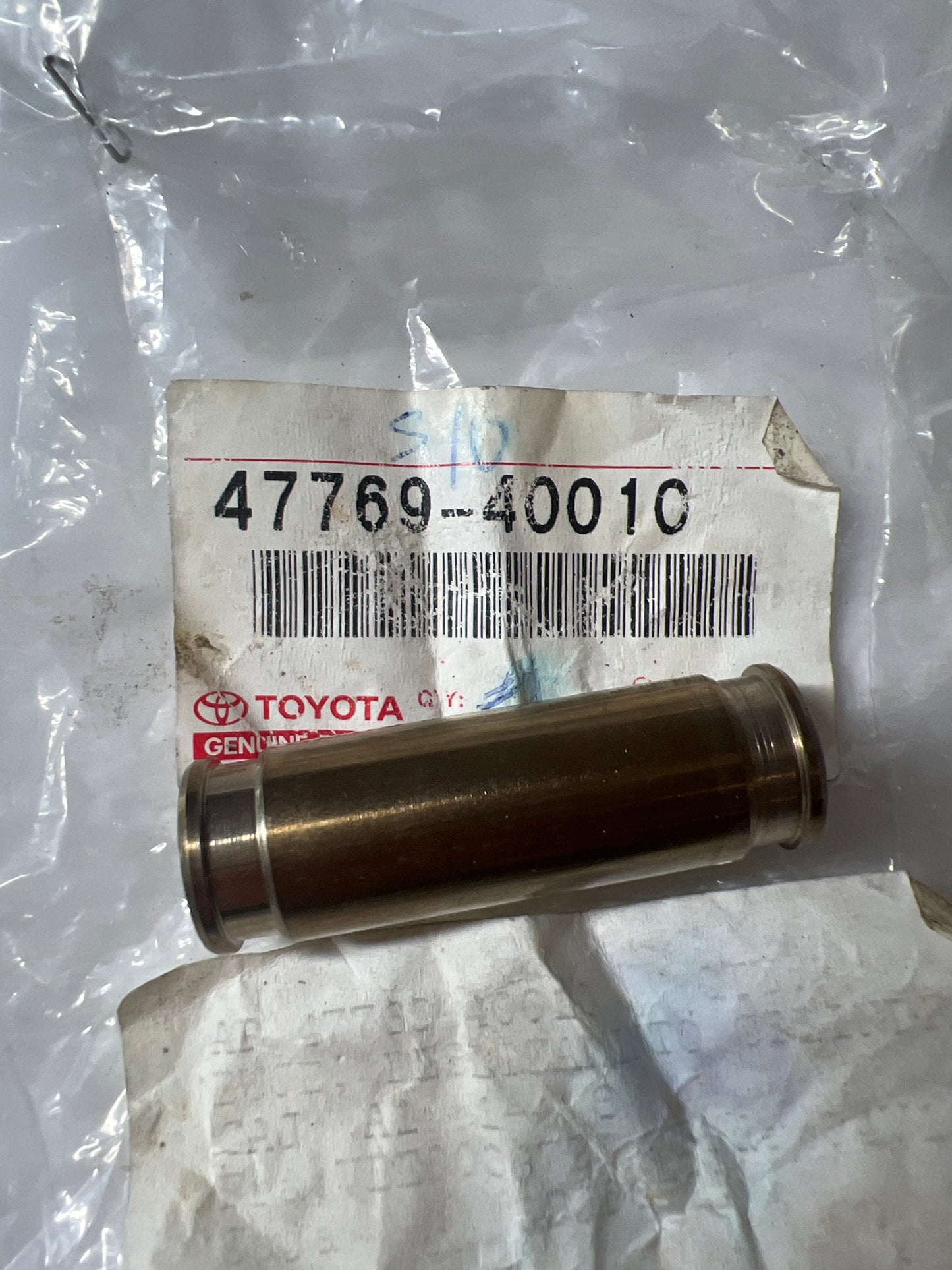 47769-40010 FRONT DISC BRAKE CALIPER & DUST COVER, toyota