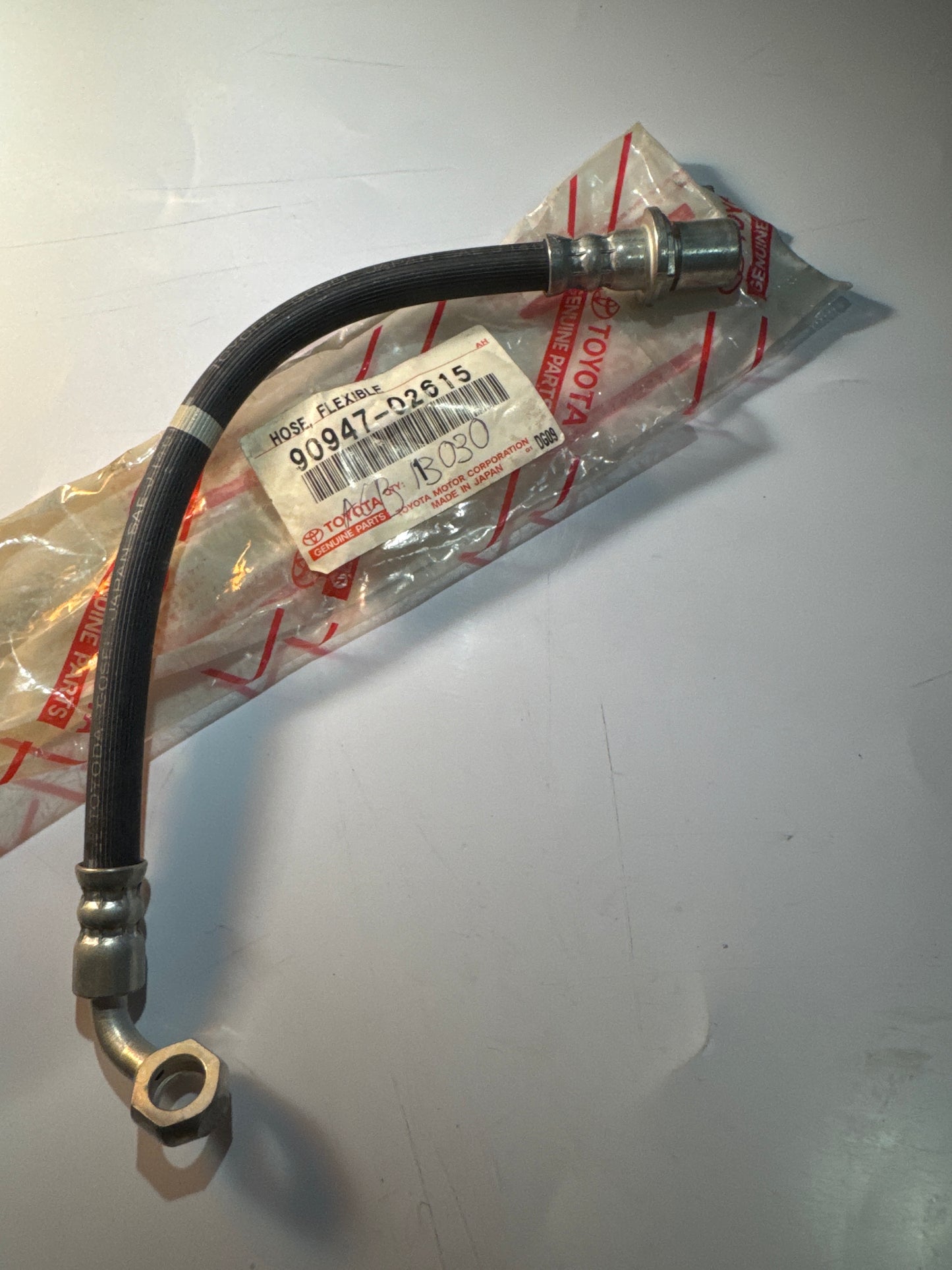 90947-02615 BRAKE TUBE & CLAMP, toyota