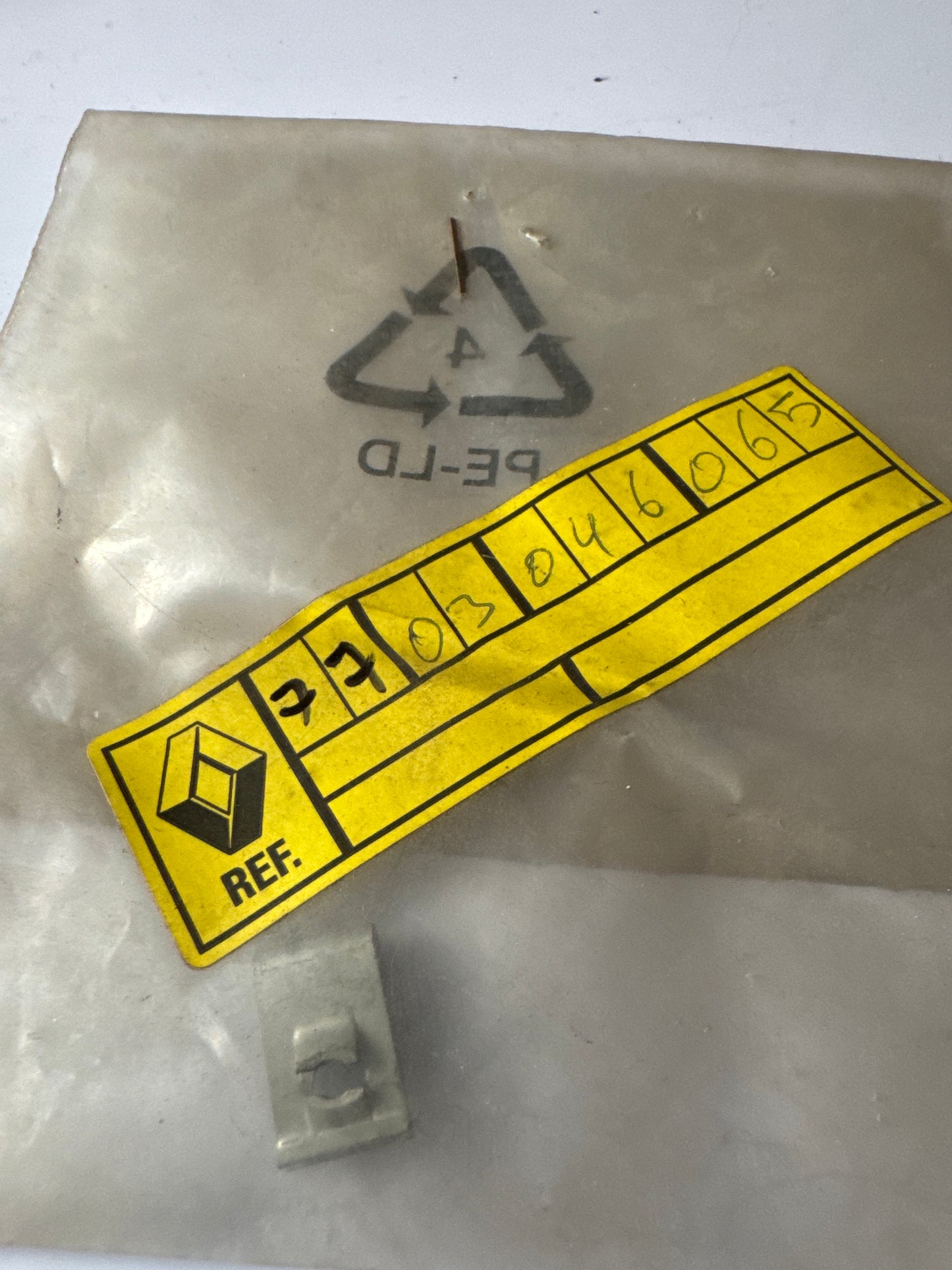 7703046065, TUERCA CHAPA, Renault