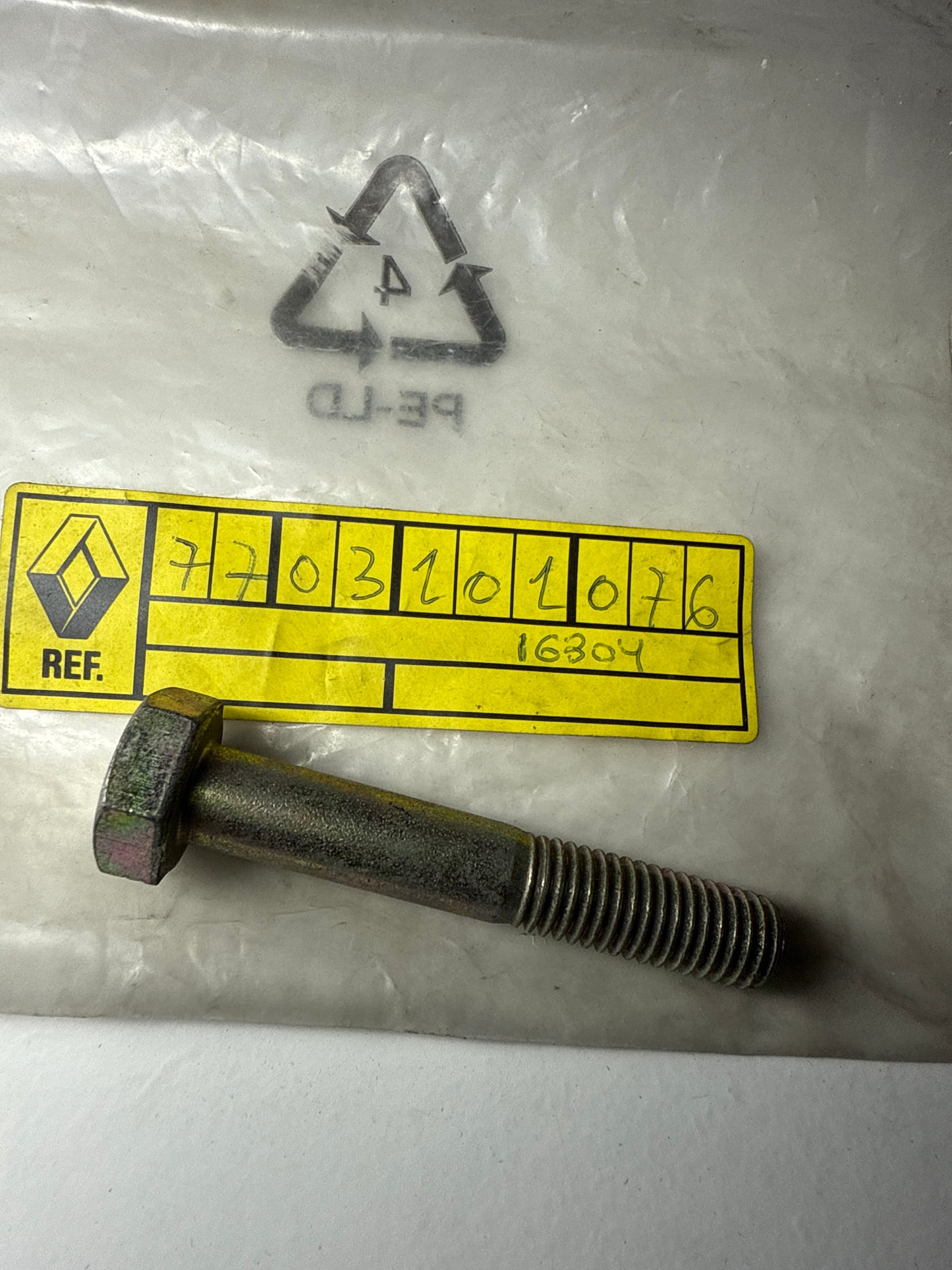 7703101076 - TORNILLO - Renault