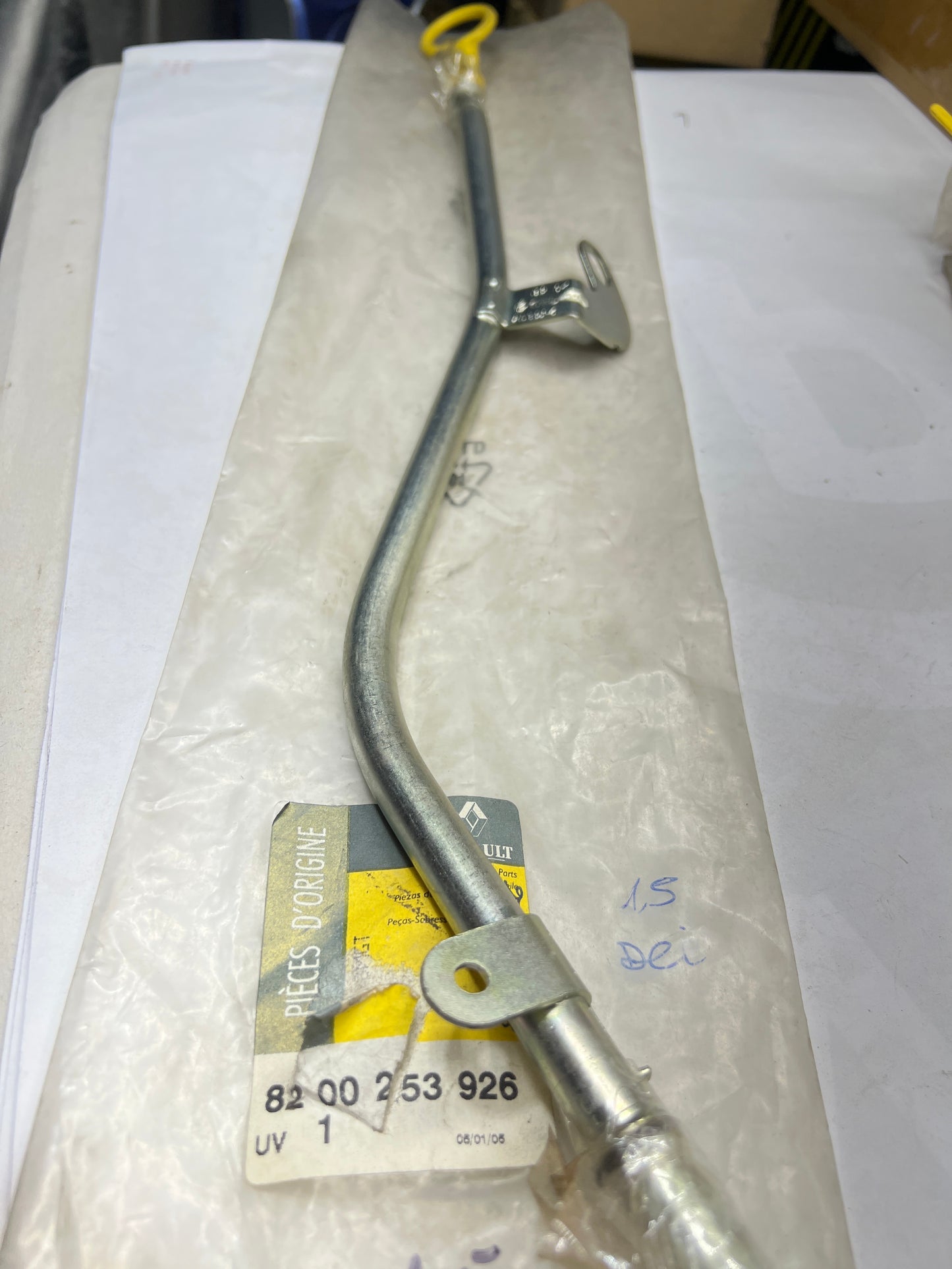 8200253926 VARILLA ACEITE RENAULT
