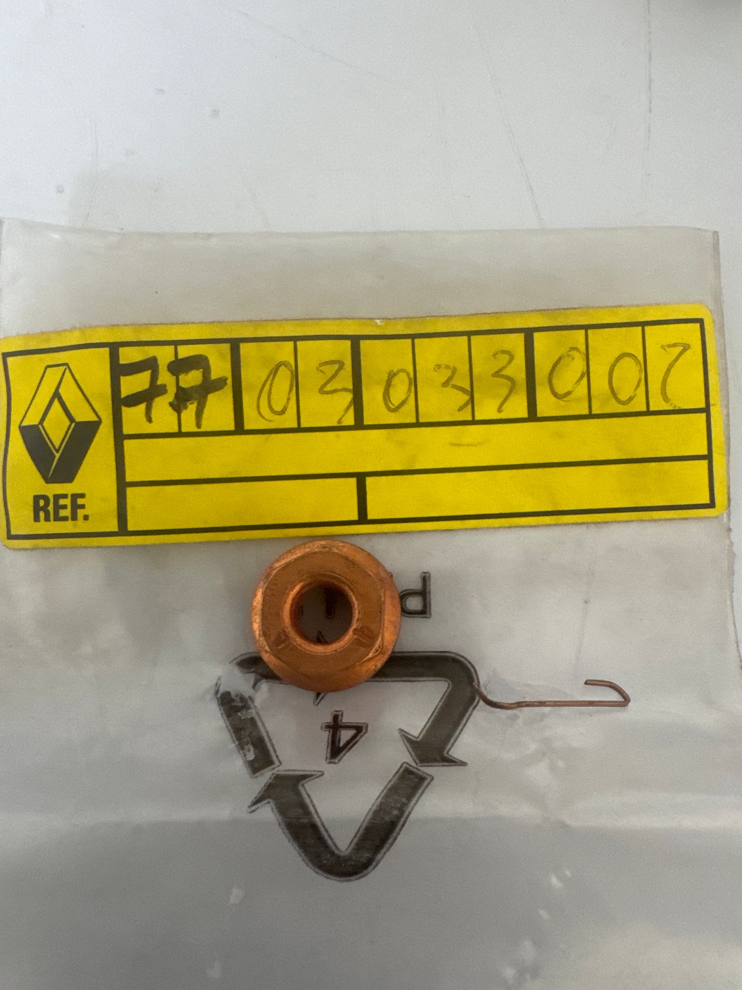 7703033002, TUERCA FIJ TAPA, Renault