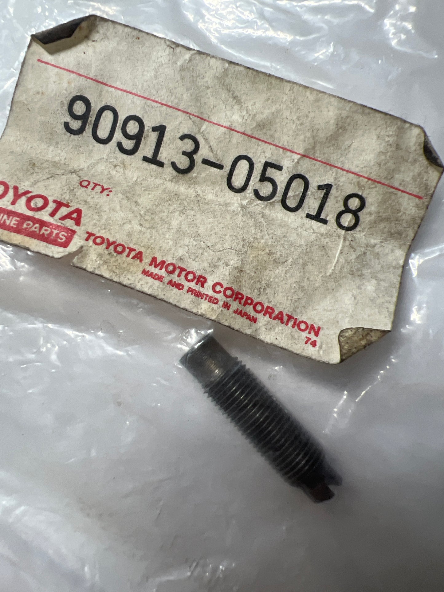 90913-05018 CAMSHAFT & VALVE, toyota