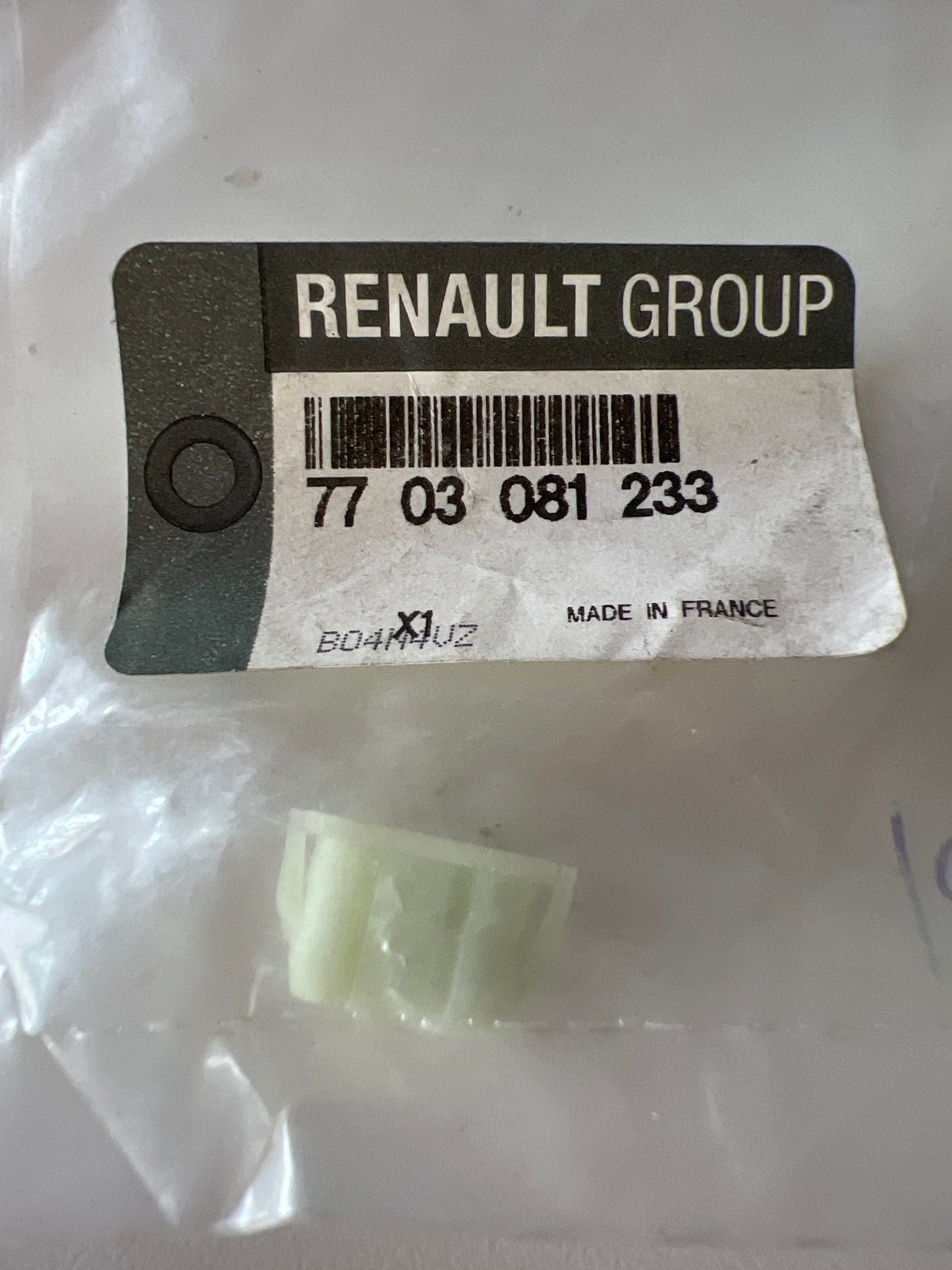 7703081233 - GRAPA FIJACION - Renault