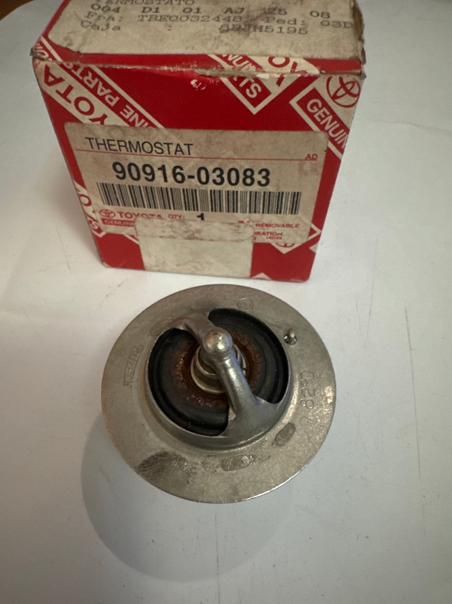 90916-03083 RADIATOR & WATER OUTLET, toyota