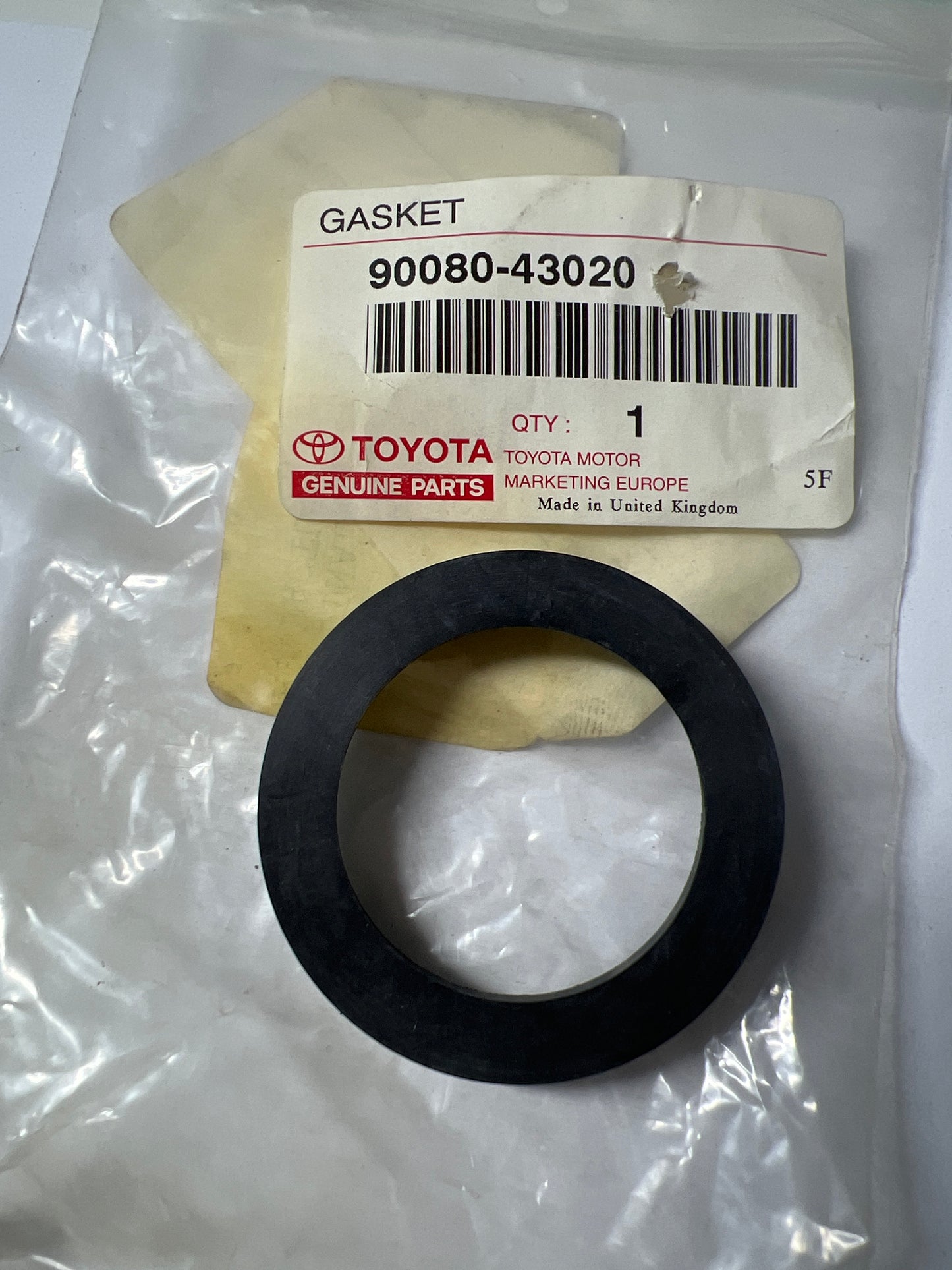 90080-43020 CYLINDER HEAD, toyota