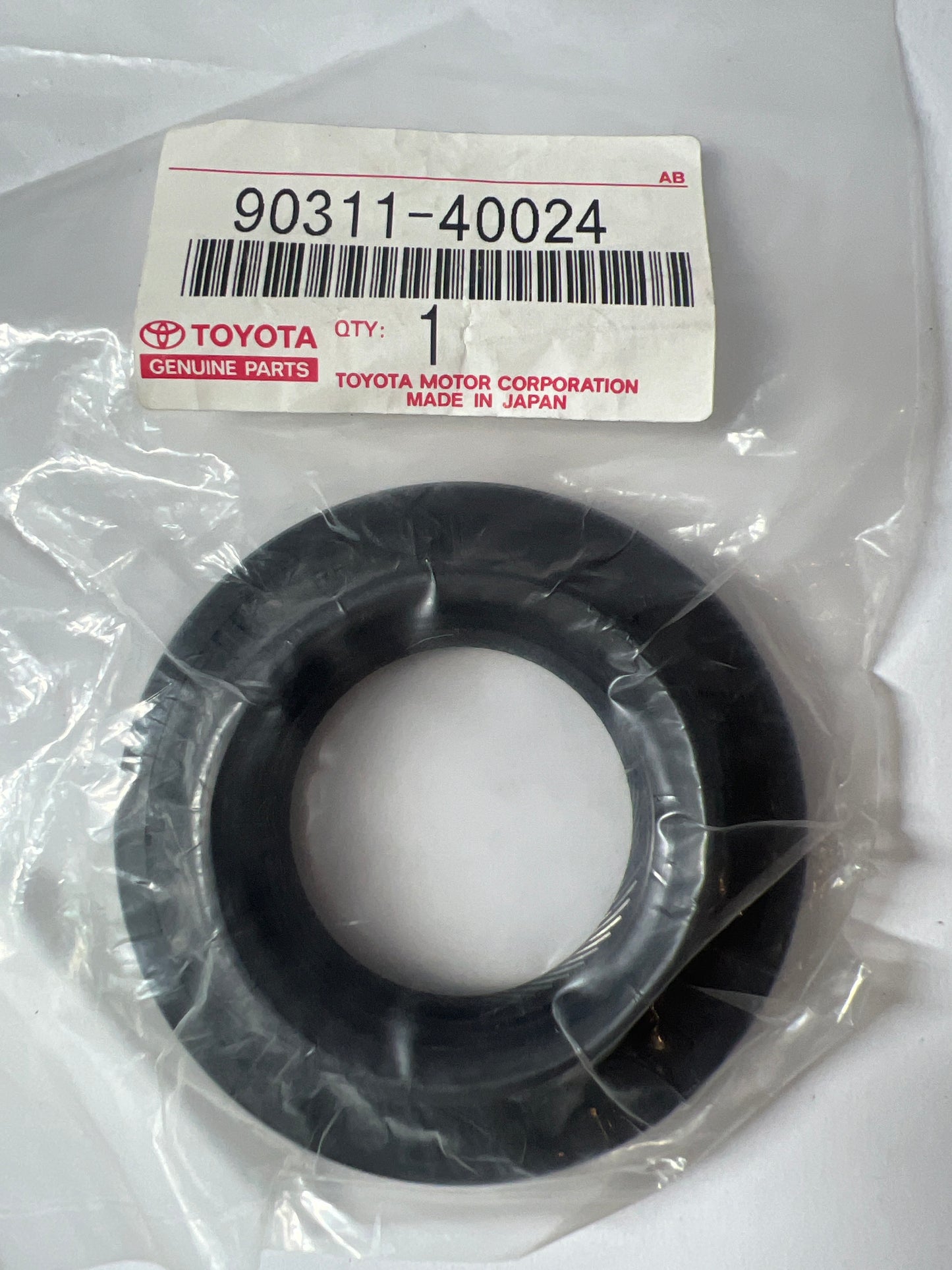 90311-40024 FRONT AXLE HOUSING & DIFFERENTIAL, toyota