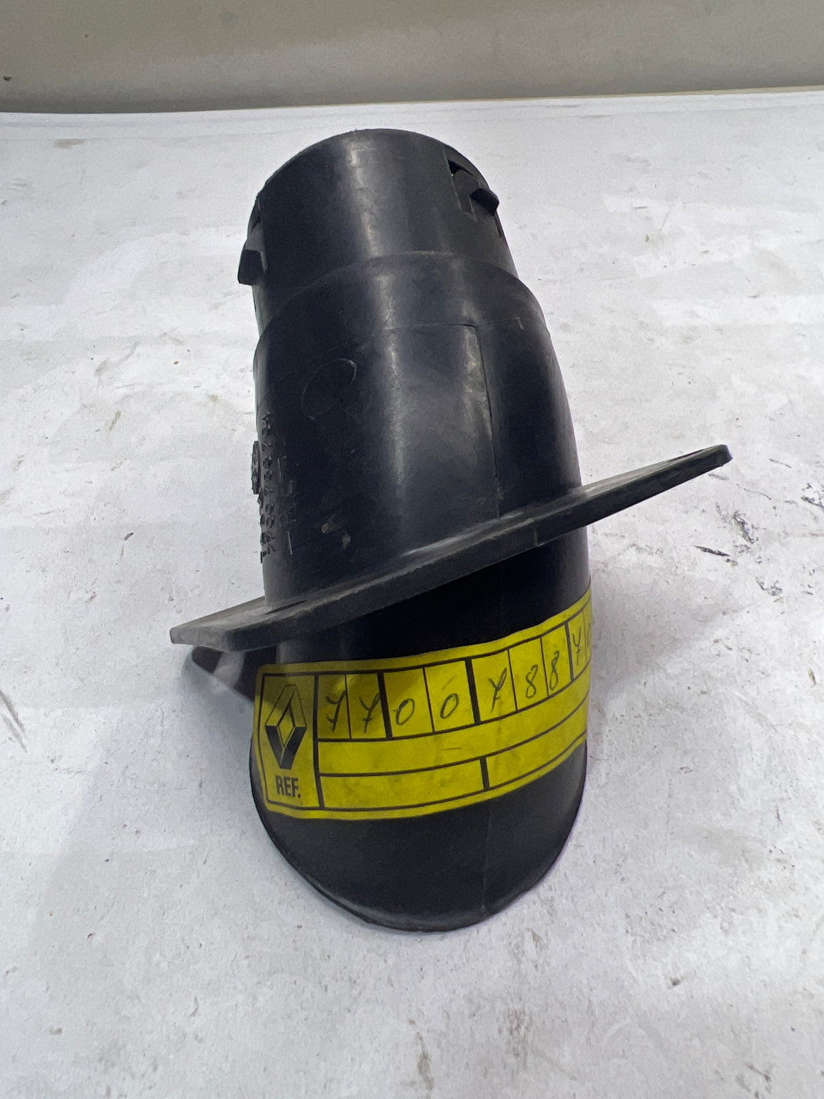 Tubo de admisión Renault 7700788704