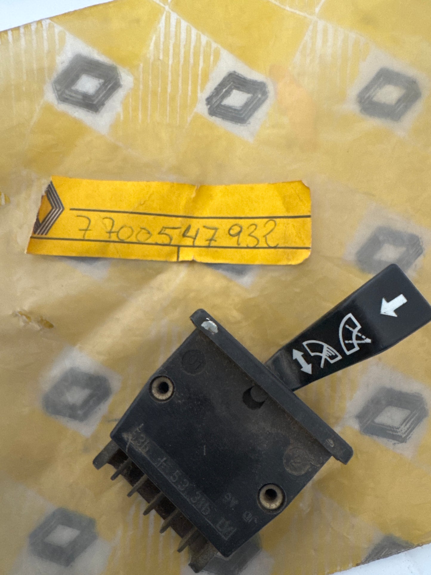 7700547932, CONMUTALIMPI 1EN1, Renault