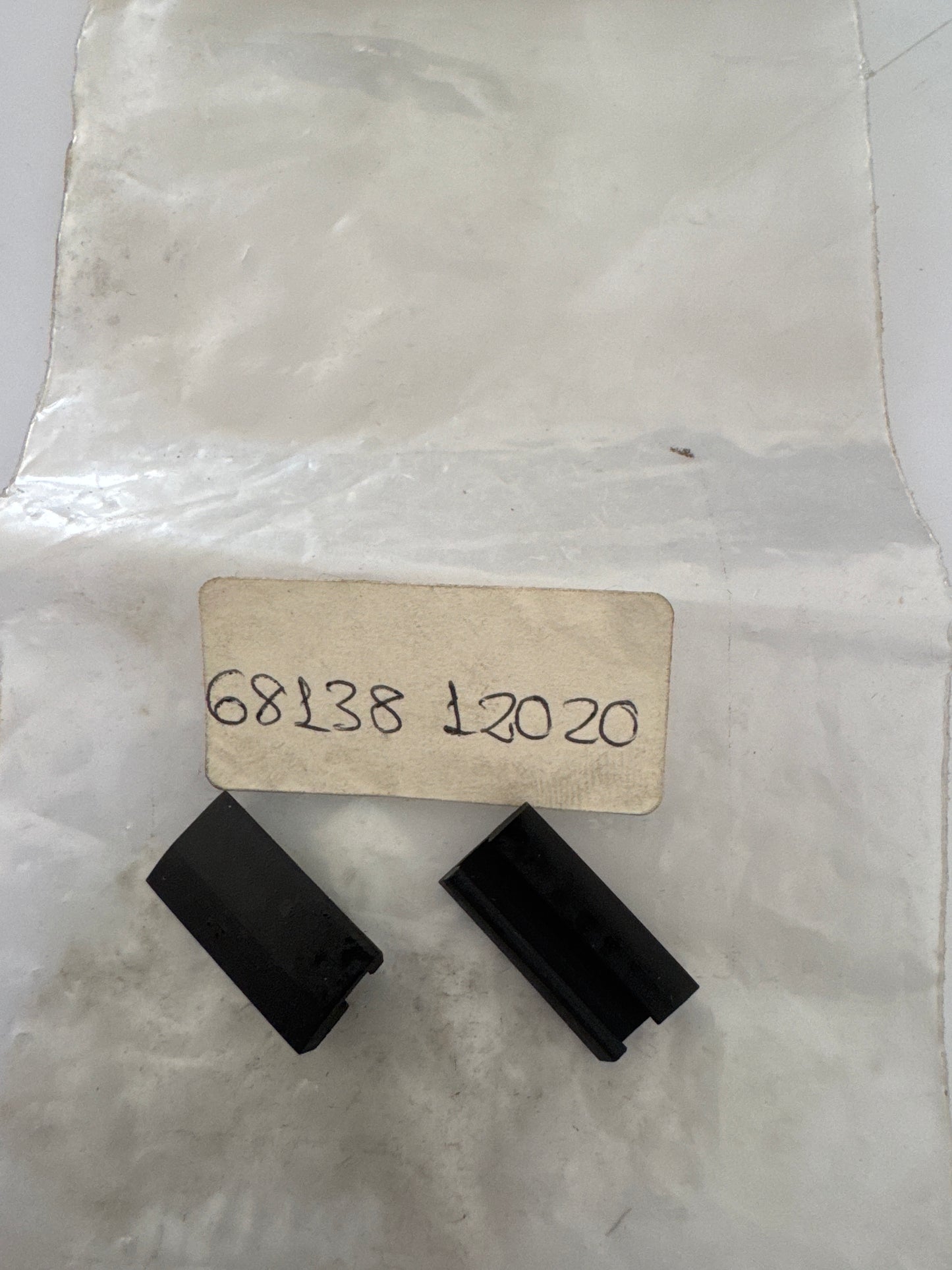 68138-12020 QUARTER WINDOW, toyota