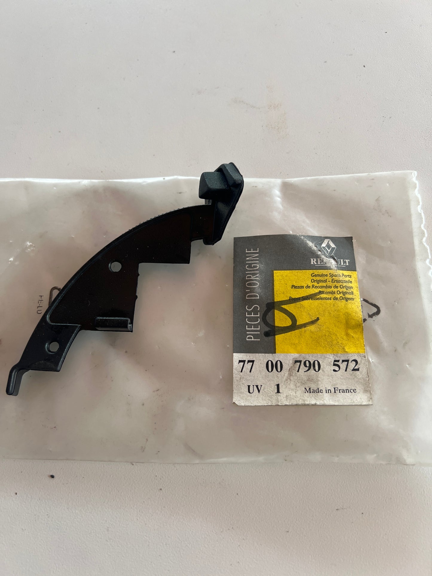 7700790572 TOPE DCH BARRETA RENAULT