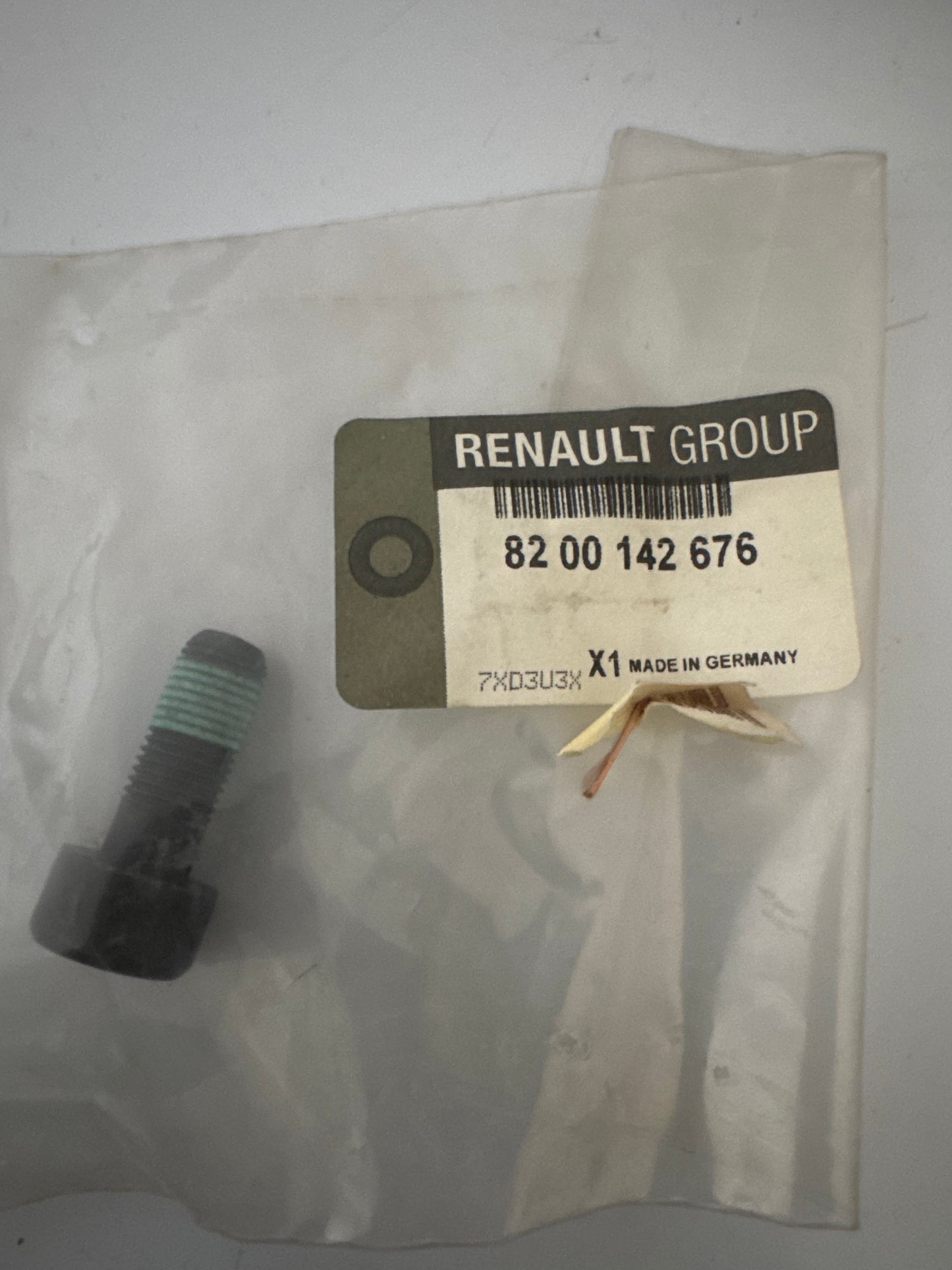 8200142676, TORNILLO VOLANTE, Renault