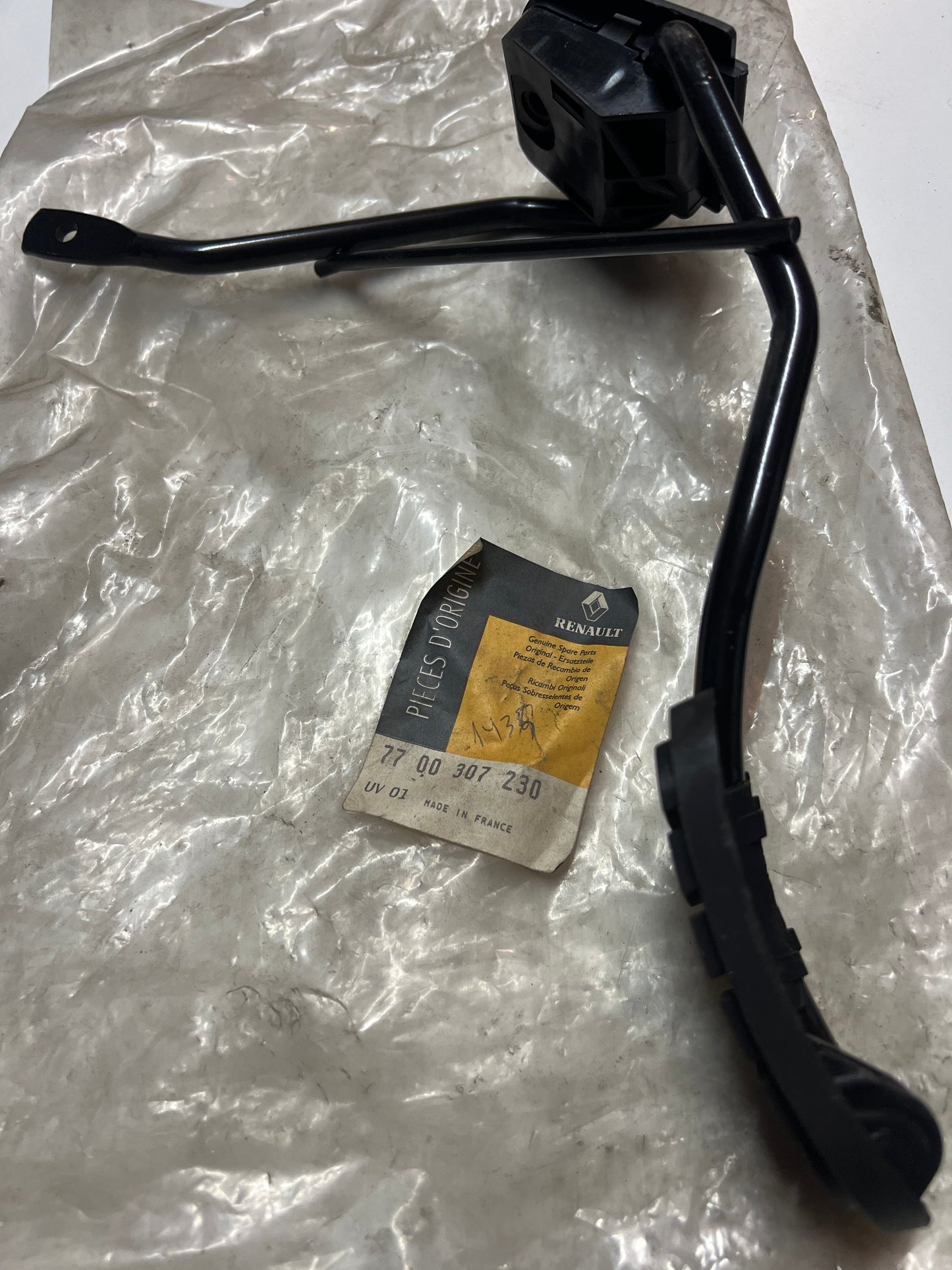 7700307230 LIMITADOR PUERTA RENAULT