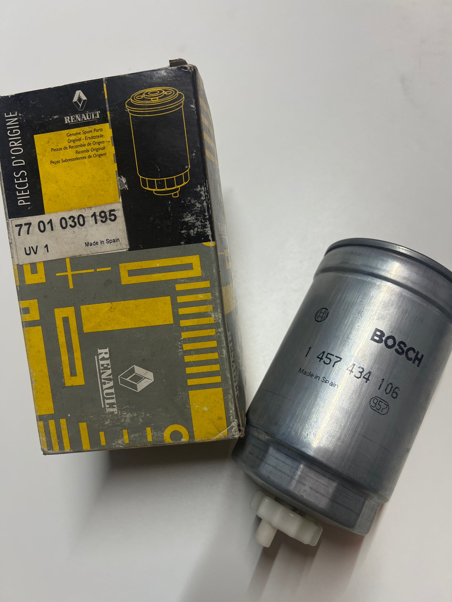 7701030195 Renault OIL