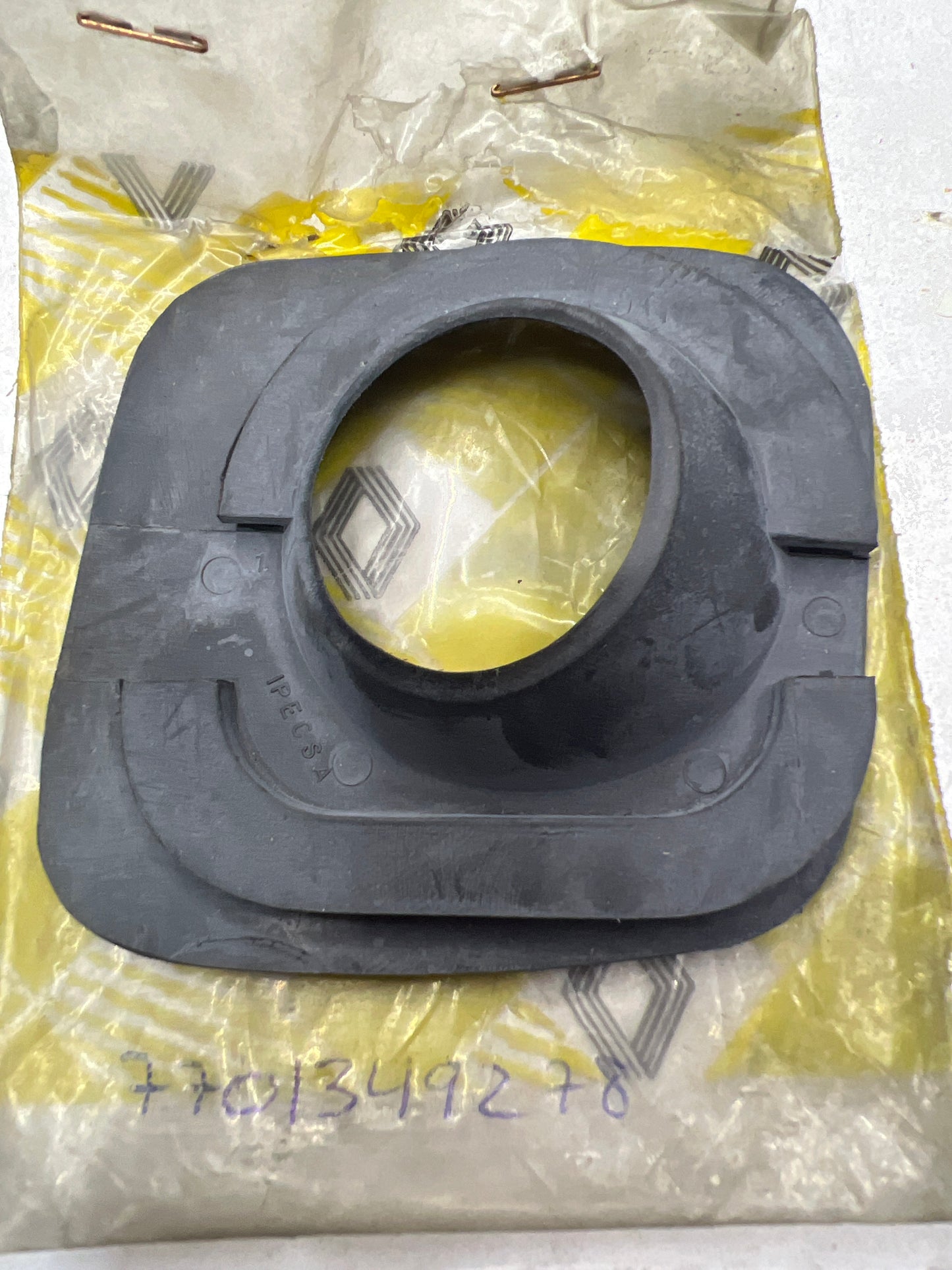 7701349278 CASQUILLO ANTIRRO RENAULT