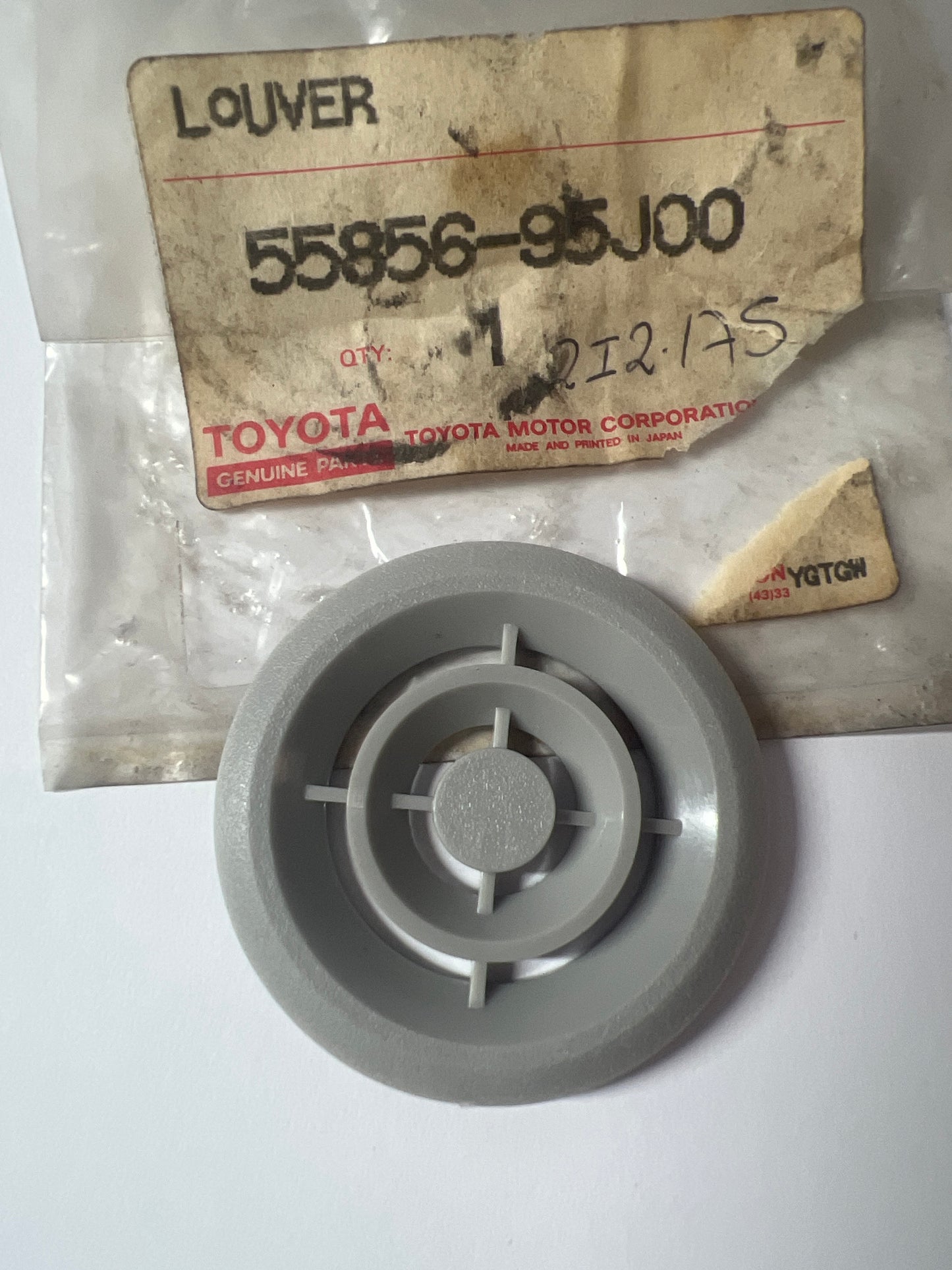 55856-95J00 REAR VENTILATOR & ROOF VENTILATOR, toyota