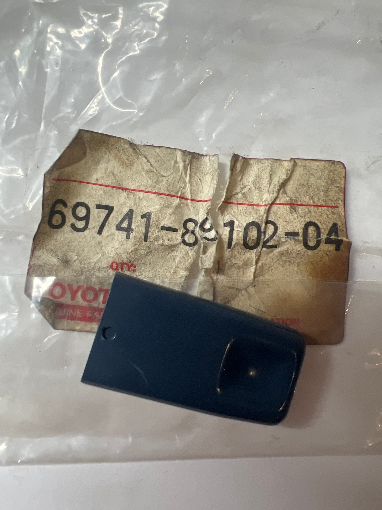 69741-89102-04 FRONT DOOR LOCK & HANDLE
67-56: REAR DOOR LOCK & HANDLE, toyota