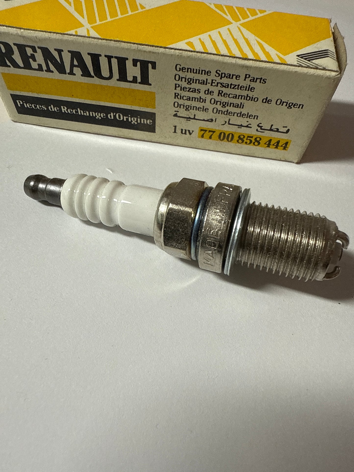 7700858444, SPARK PLUG RENAULT, 7700858444, Renault