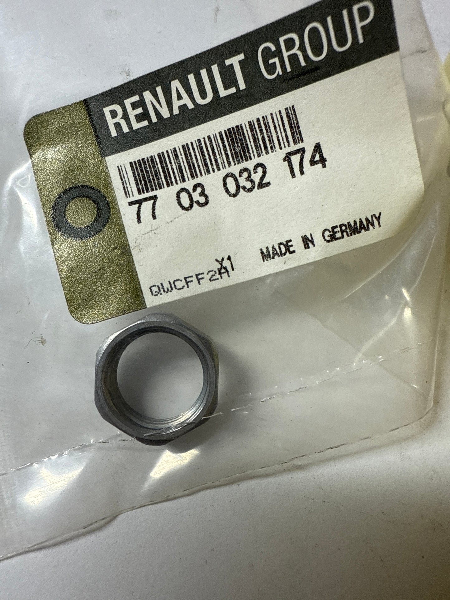 7703032174 - ARANDELA - Renault