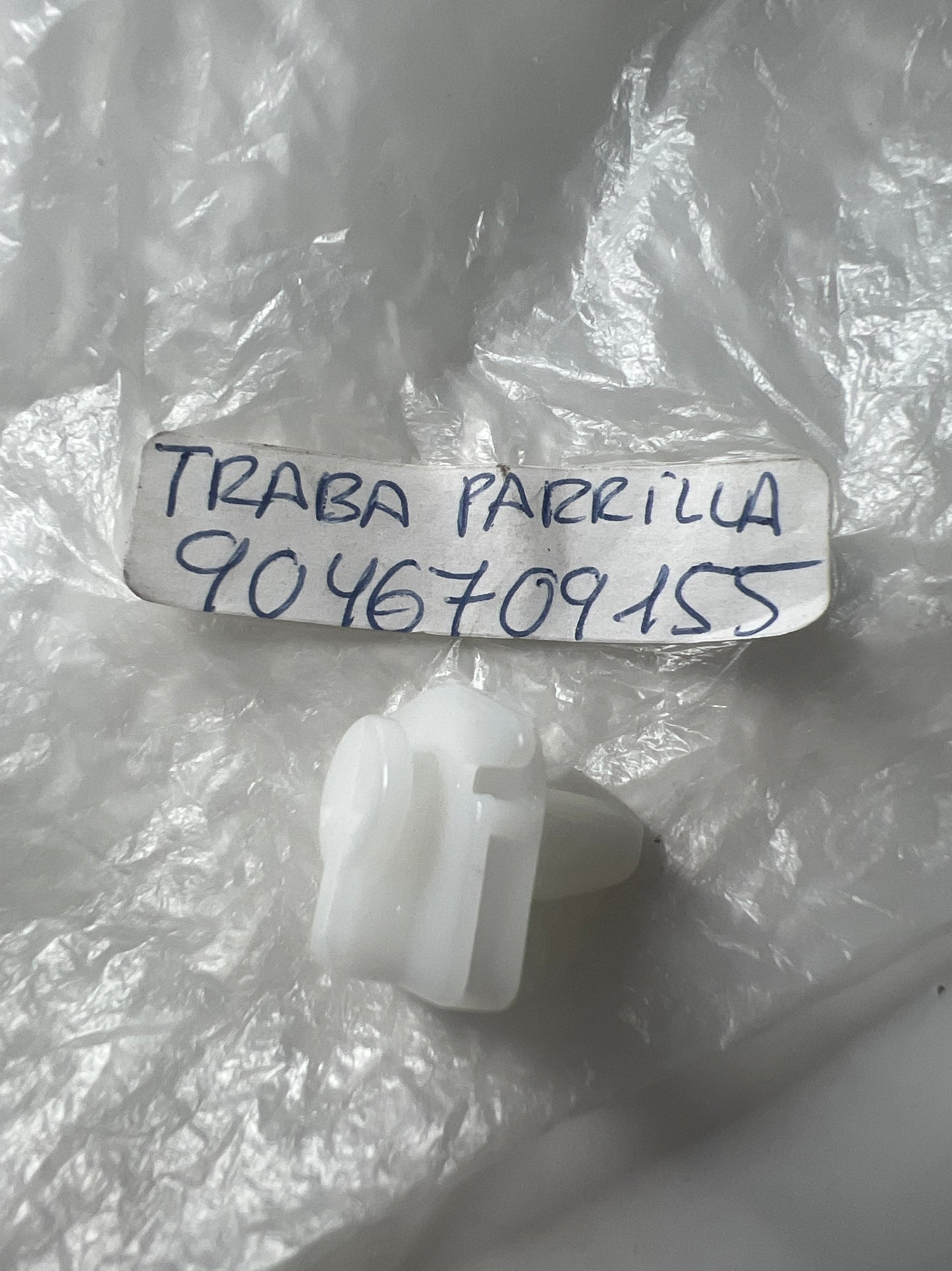 90467-09155 RADIATOR GRILLE, toyota