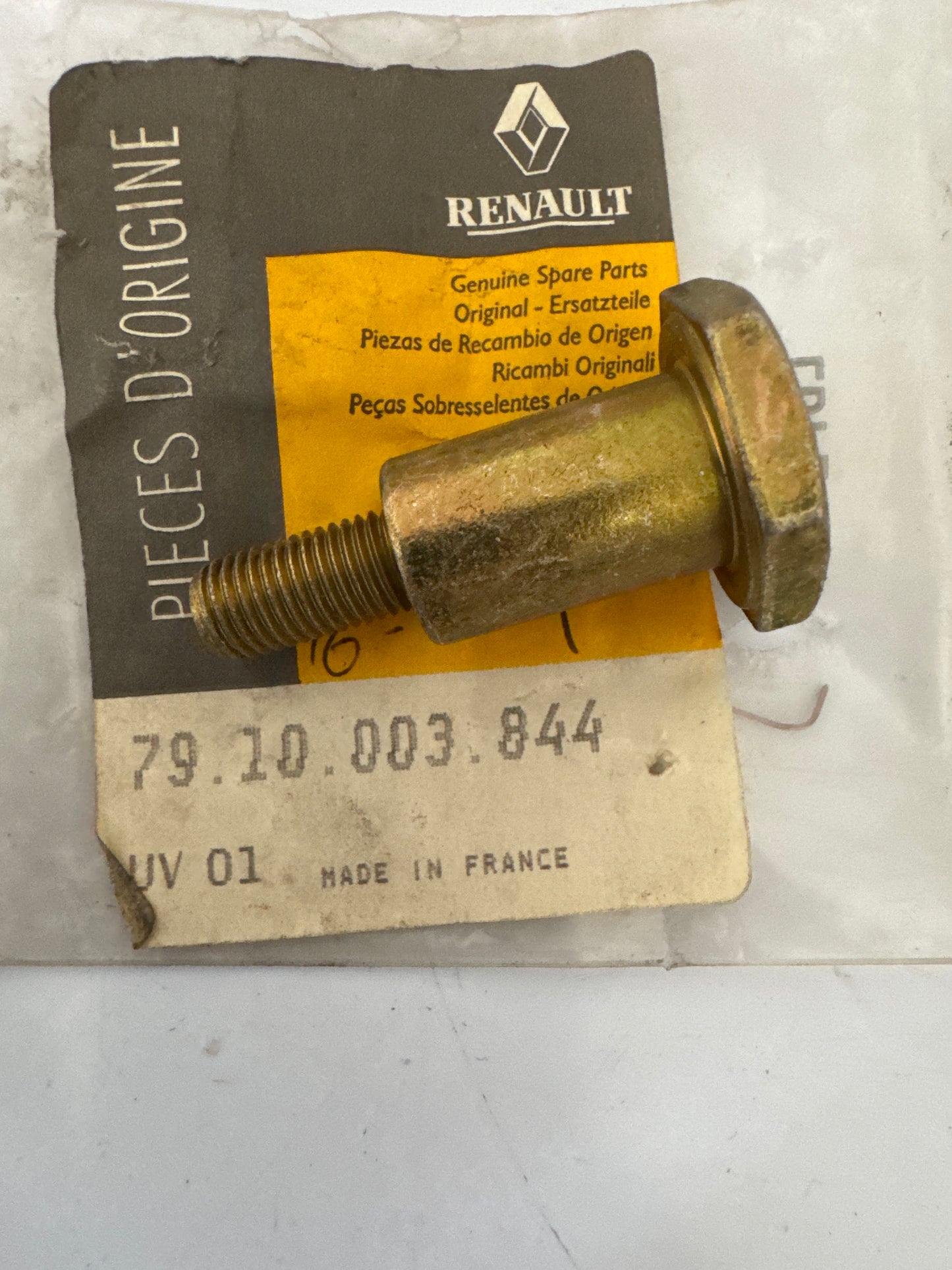 7910003844, EJE DE REENVIO, Renault