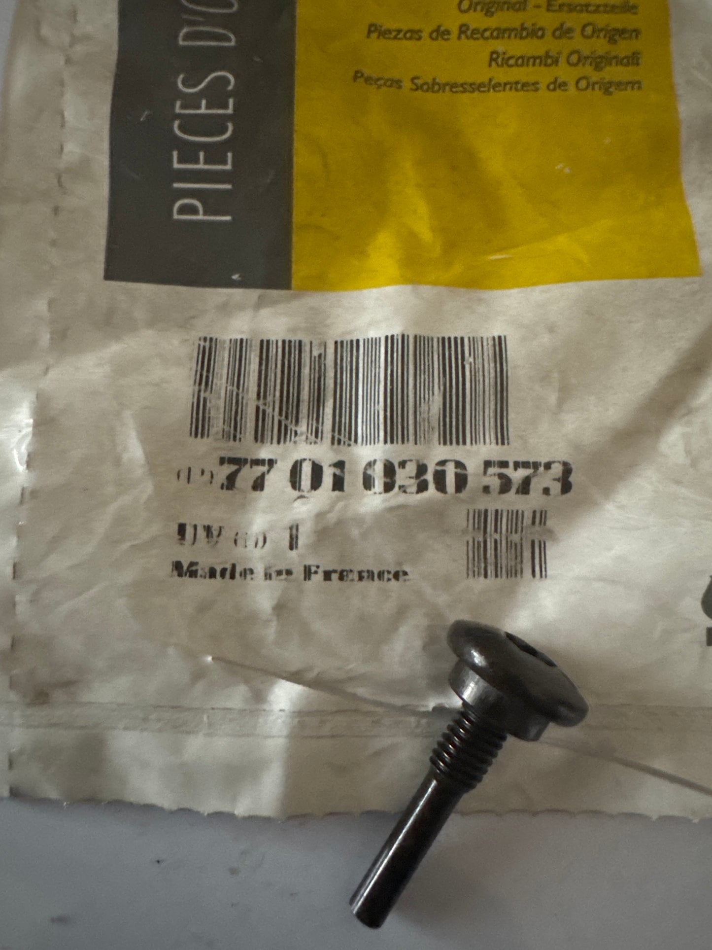 7701030573, EJE TRASERO, Renault