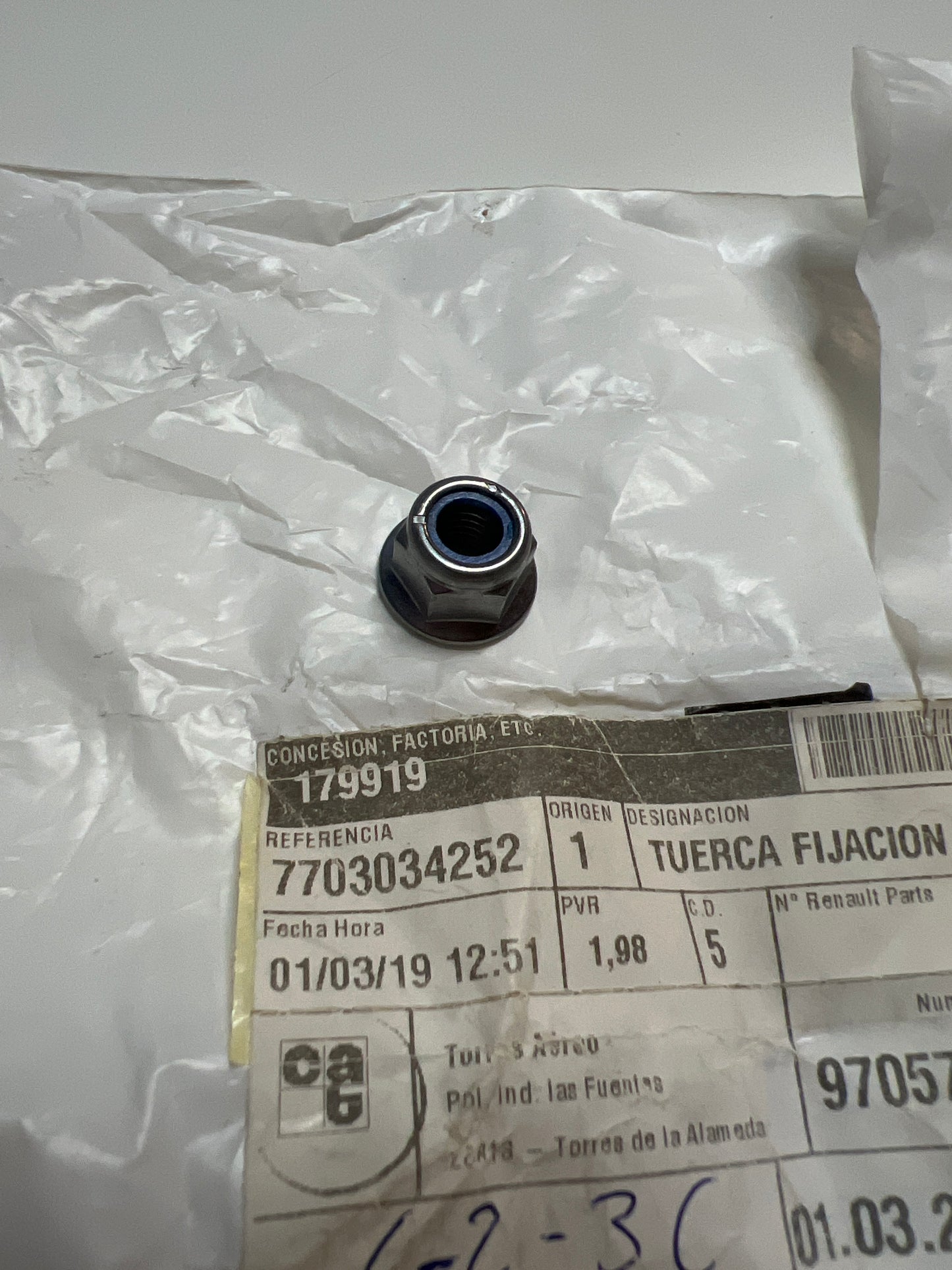 7703034252 - TUERCA FIJACION - Renault