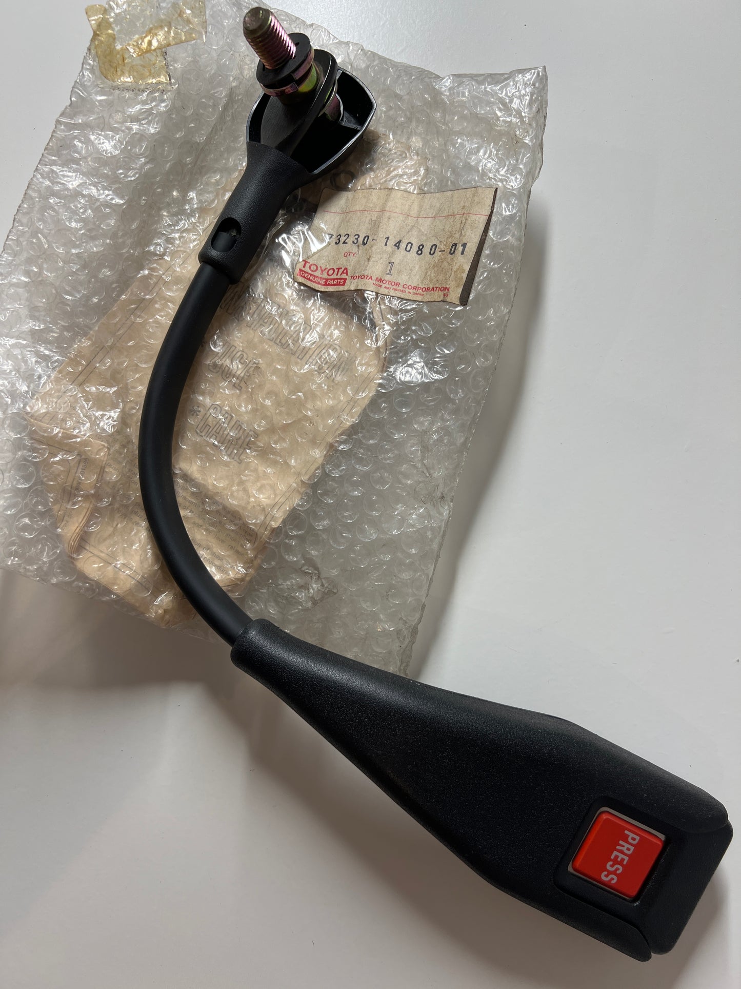 73230-14080-01, CONJUNTO DE CINTURÓN, ASIENTO DELANTERO INTERIOR, LH, Toyota - Lexus