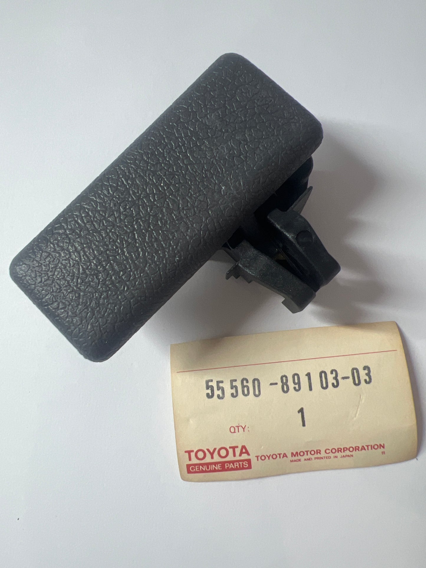 55560-89103-03 INSTRUMENT PANEL & GLOVE COMPARTMENT, toyota