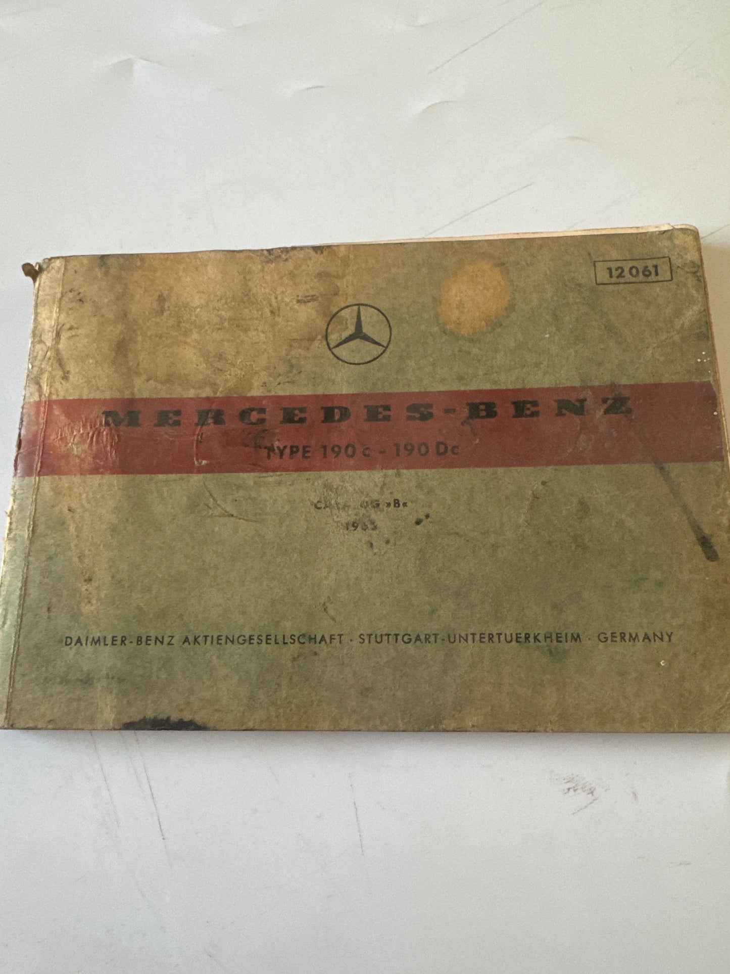 Mercedes-Benz. Type 190C- 190Dc. Edición B. 1965. 12061