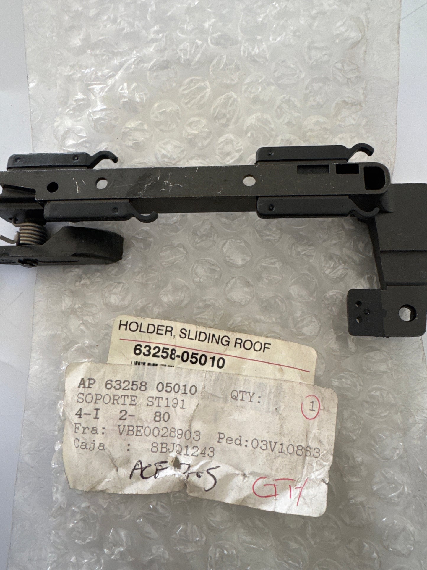 63258-05010 ROOF PANEL & BACK WINDOW GLASS, toyota