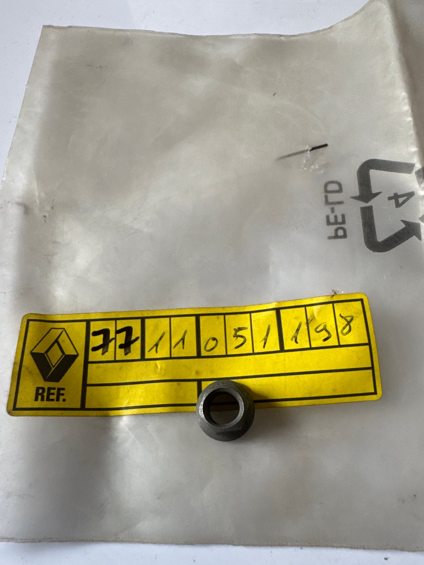 7711051198, TUERCA, Renault